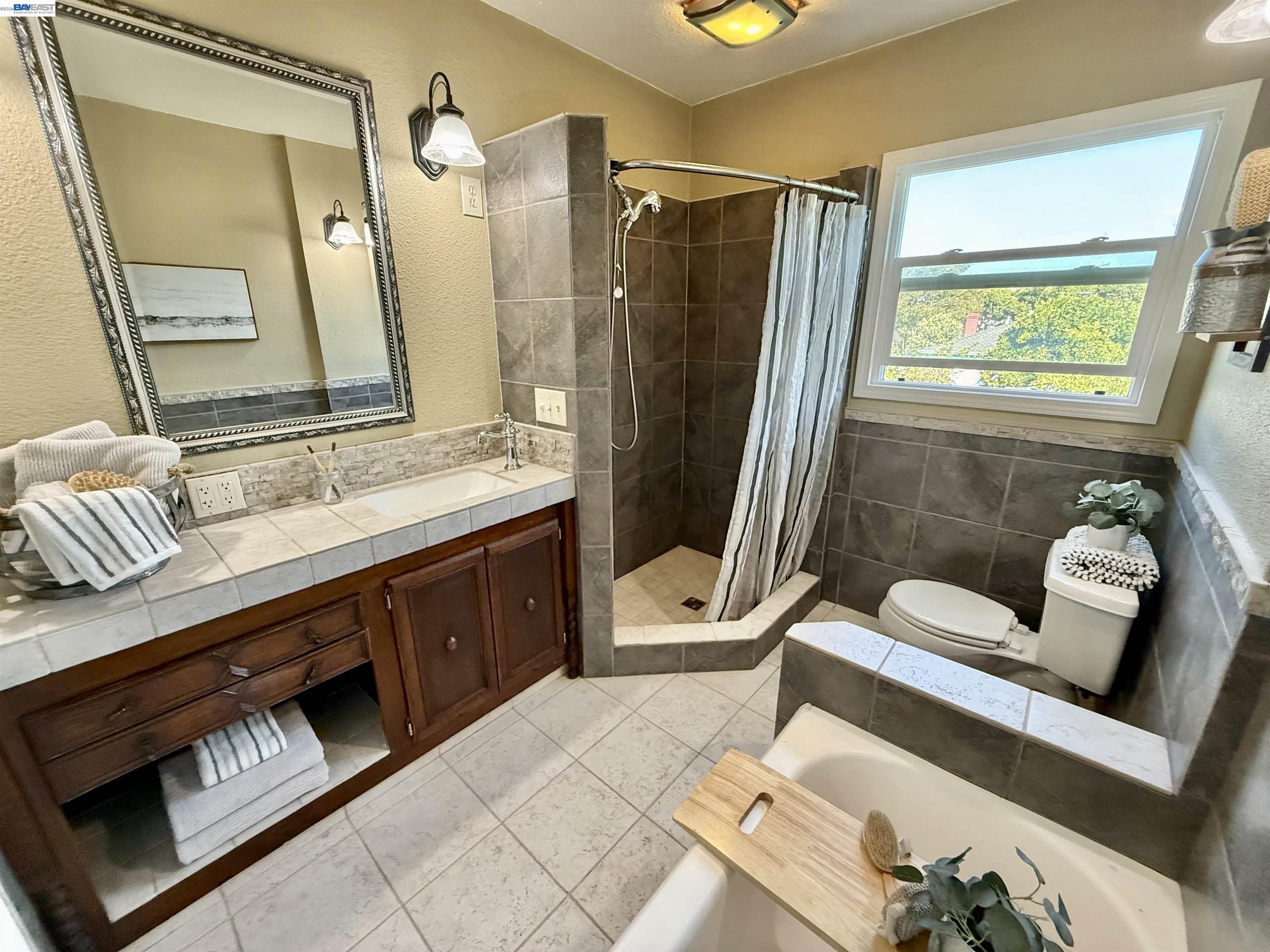 272 Lorraine Blvd, San Leandro CA 94577 — photo 34