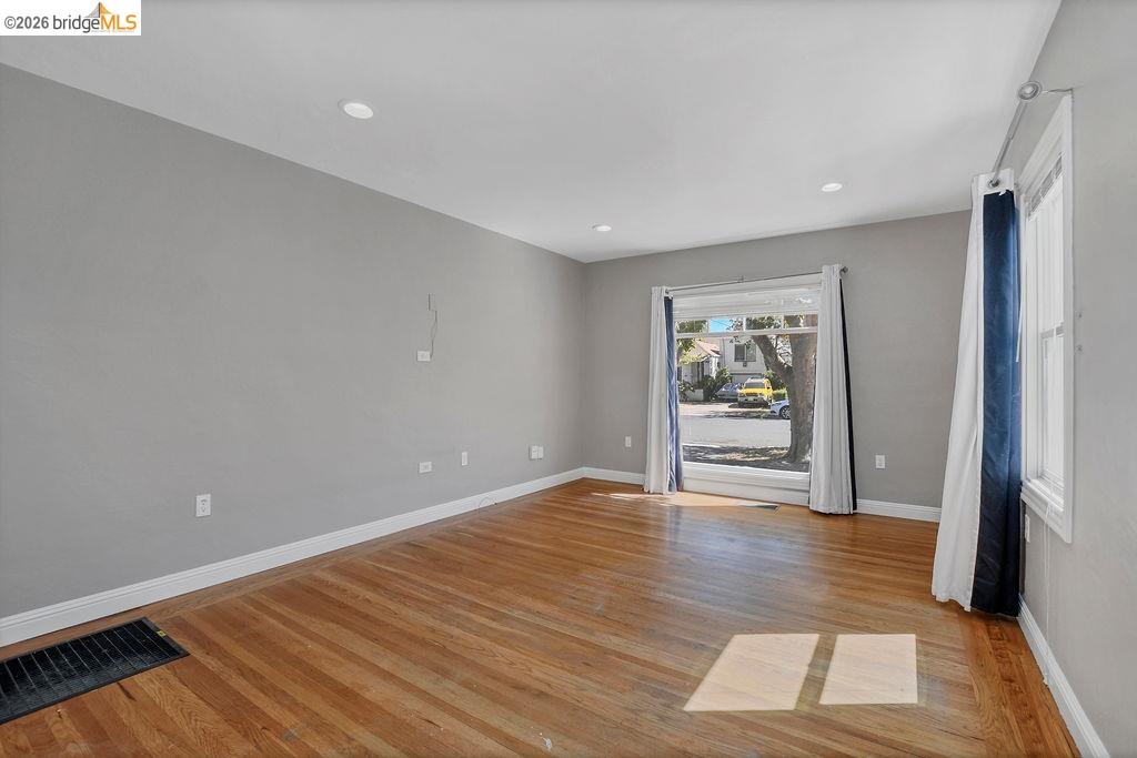 875 Central Avenue, Pittsburg CA 94565 — photo 5