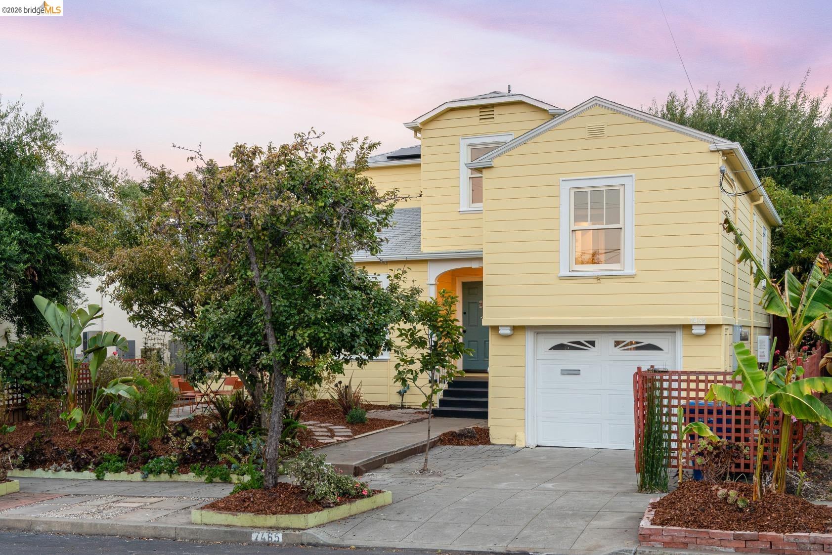 7465 Curry Ave, El Cerrito