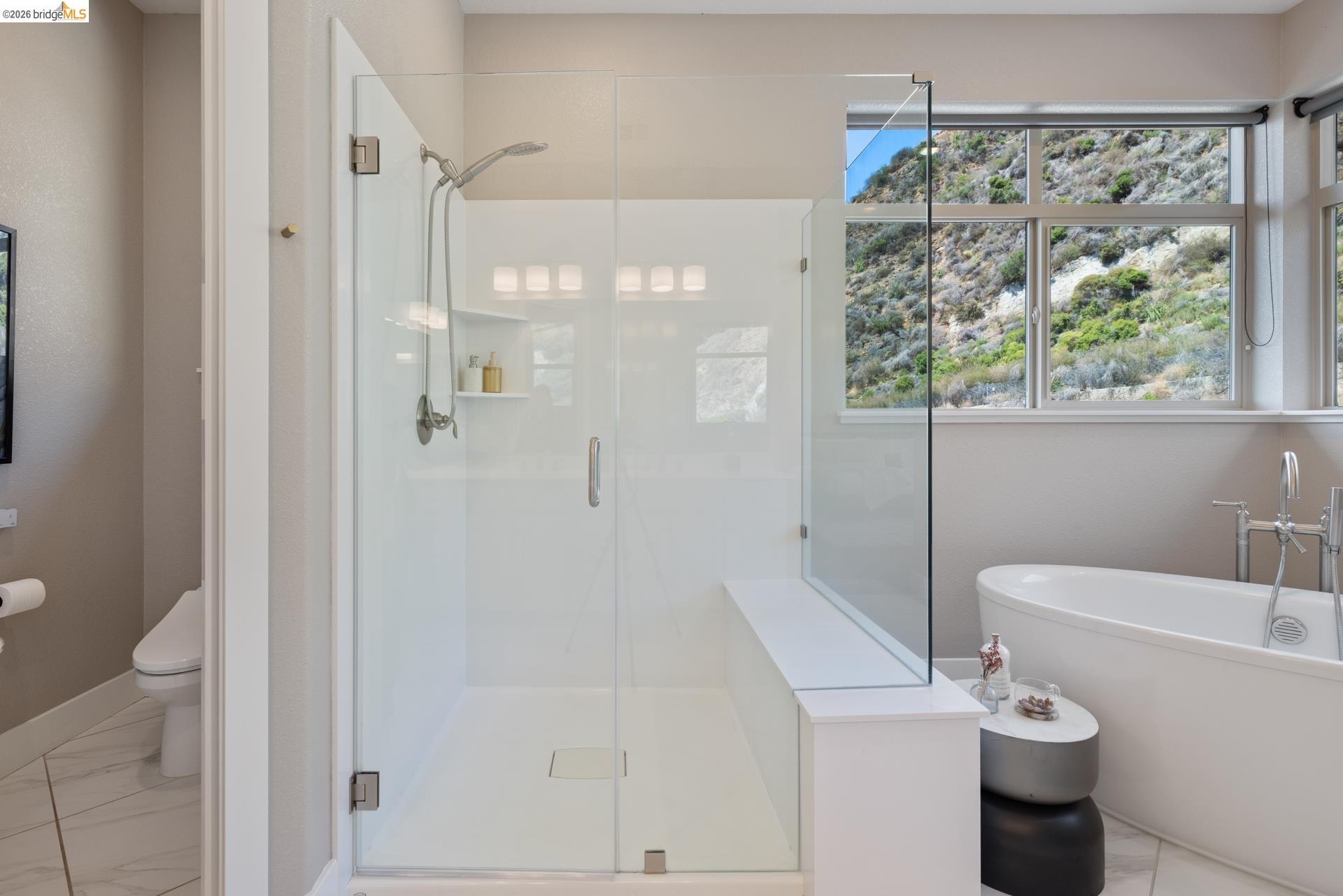 6713 Skyview Dr., Oakland CA 94605 — photo 31