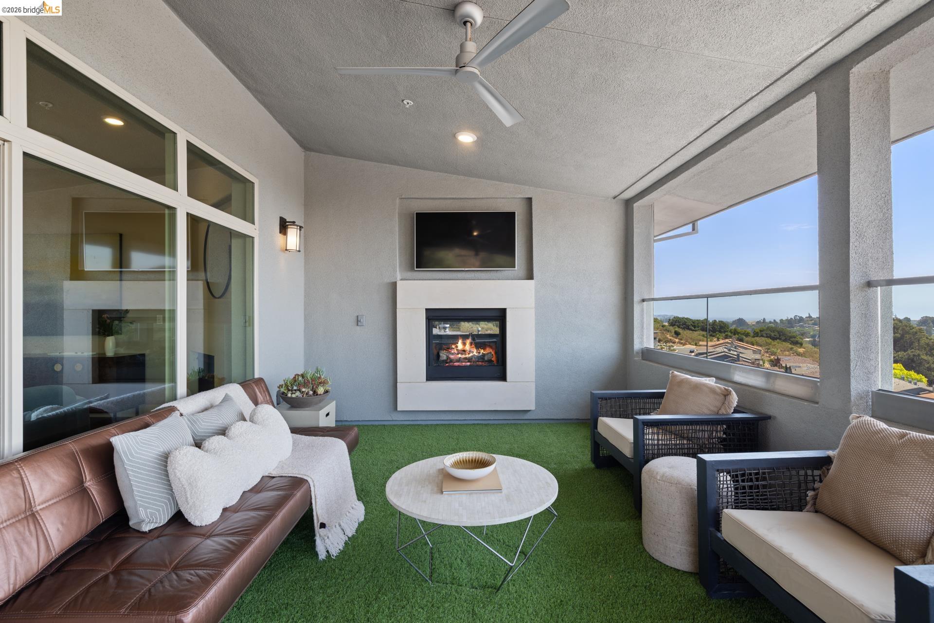 6713 Skyview Dr., Oakland CA 94605 — photo 9