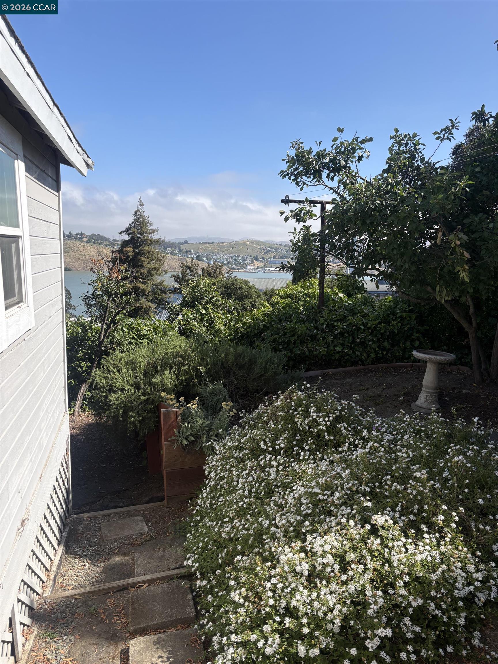 722-724 Edwards St, Crockett CA 94525 — photo 14