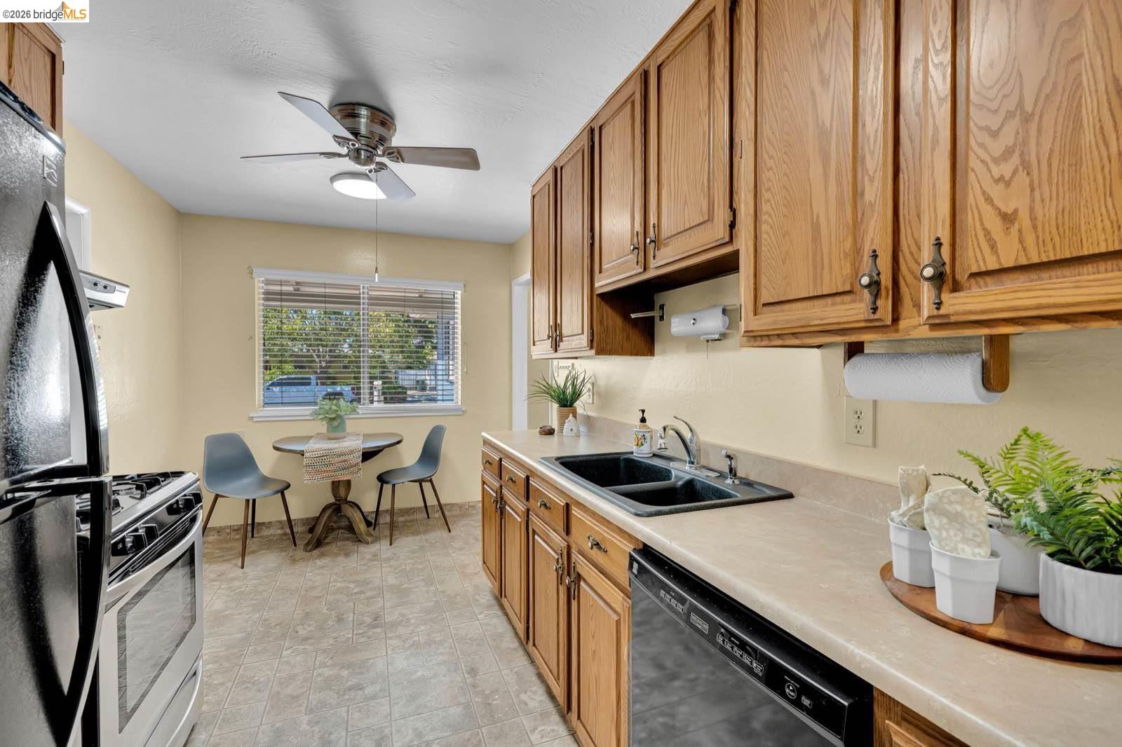 1758 Landana Dr, Concord CA 94519 — photo 15