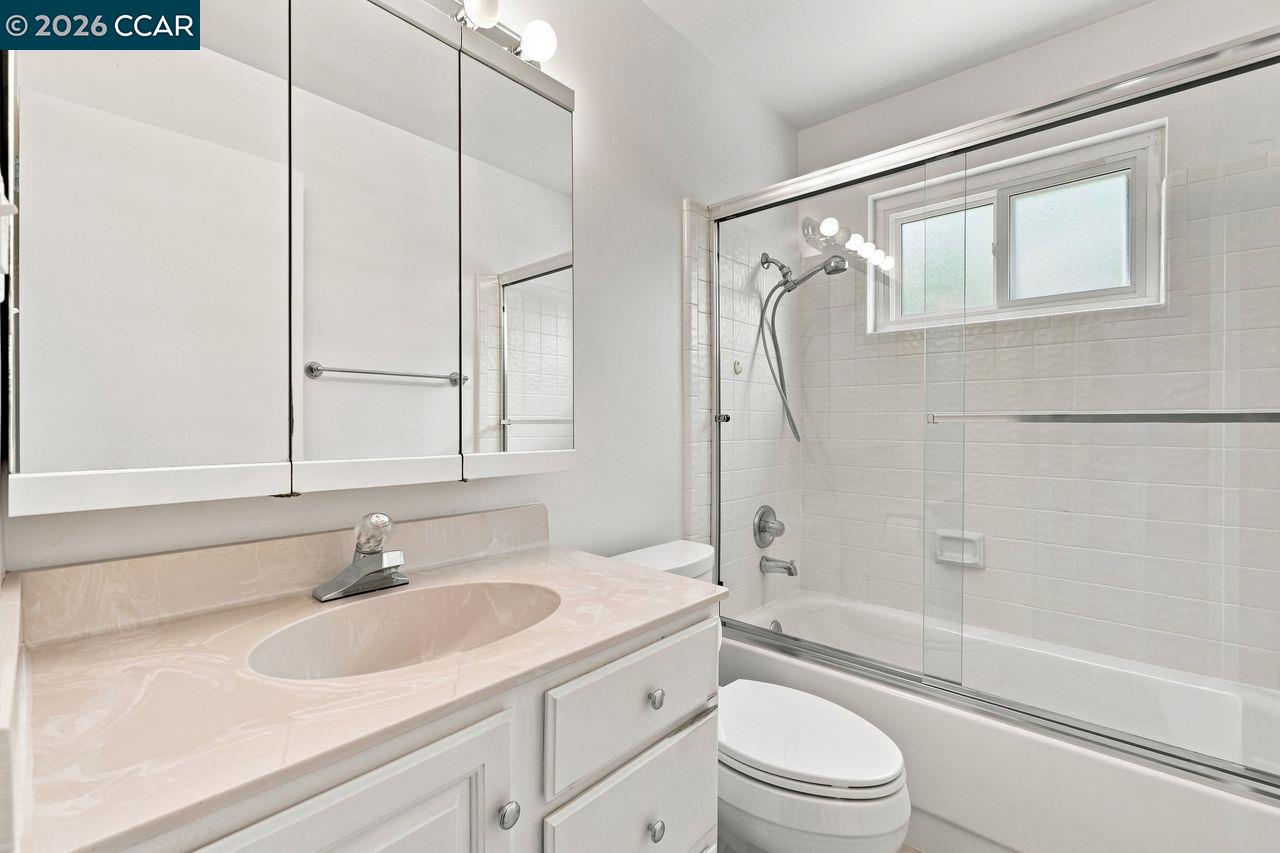 2254 Center Ave, Martinez CA 94553 — photo 25