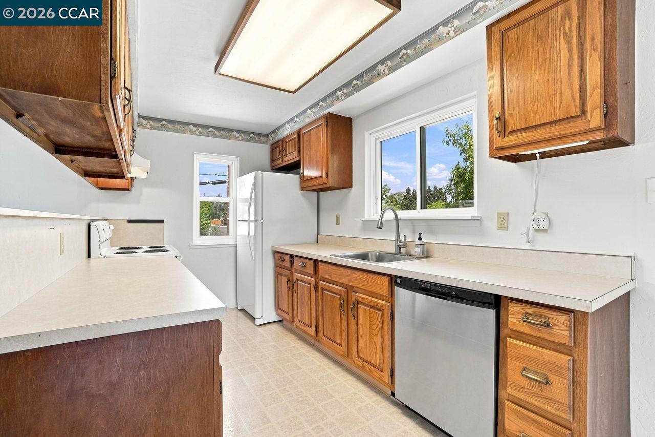 2254 Center Ave, Martinez CA 94553 — photo 37