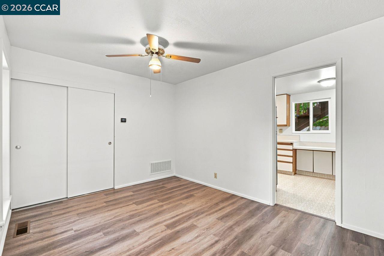 2254 Center Ave, Martinez CA 94553 — photo 7