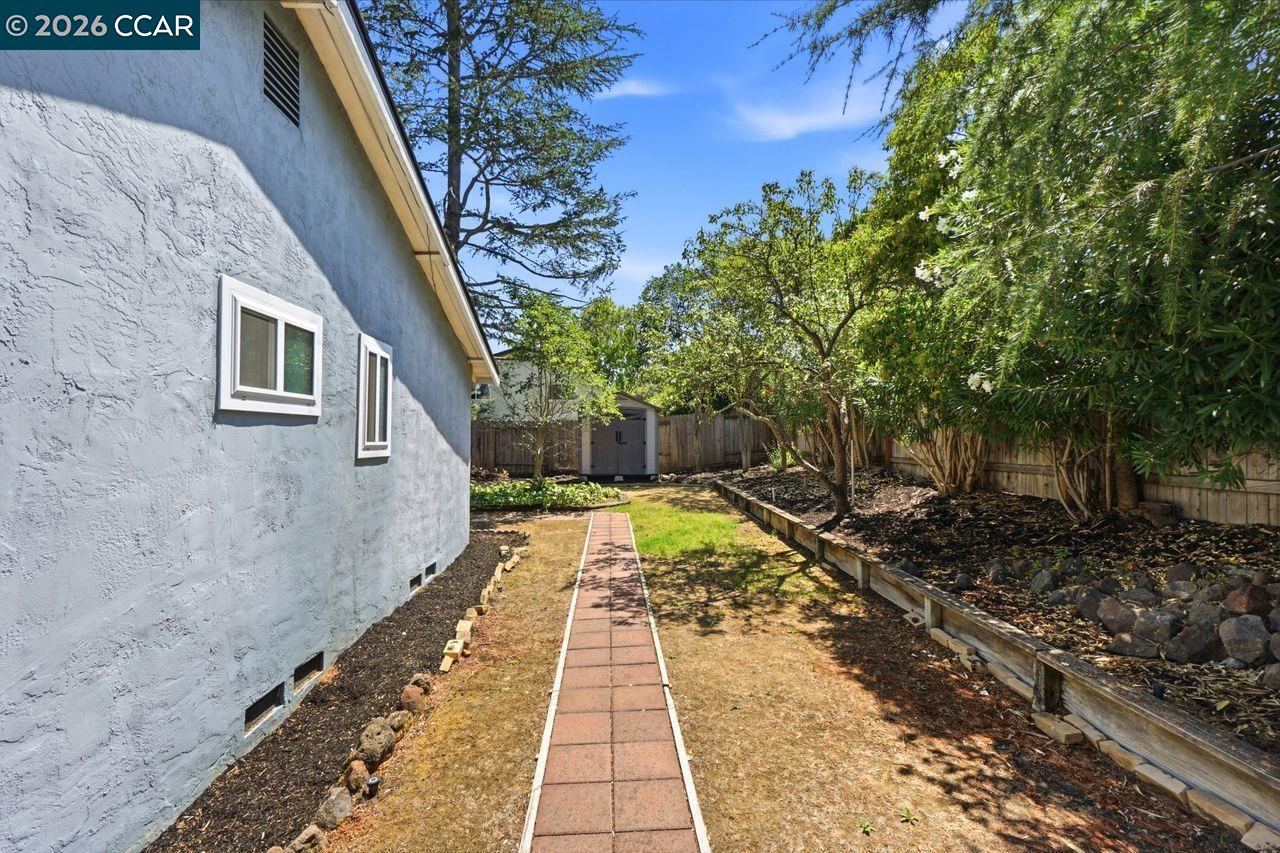 2254 Center Ave, Martinez CA 94553 — photo 65