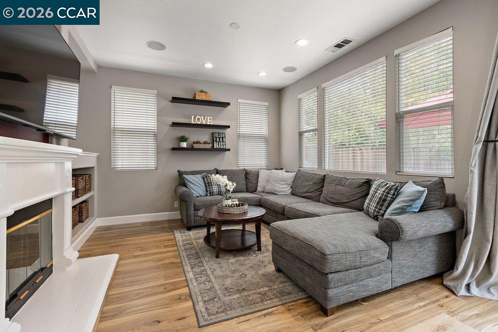 215 Azalea Ln, San Ramon CA 94582 — photo 12