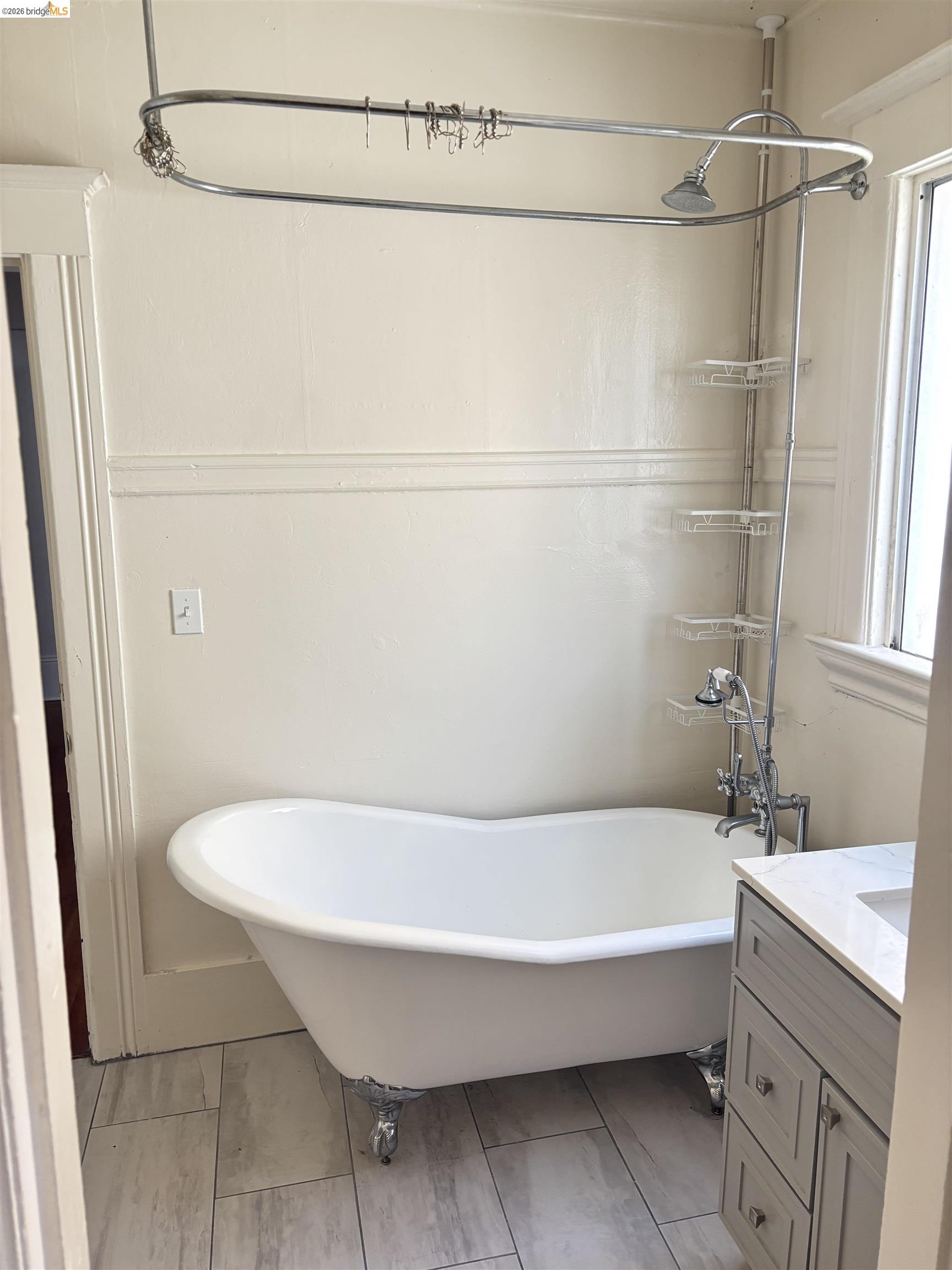 1074 43Rd St, Emeryville CA 94608 — photo 10