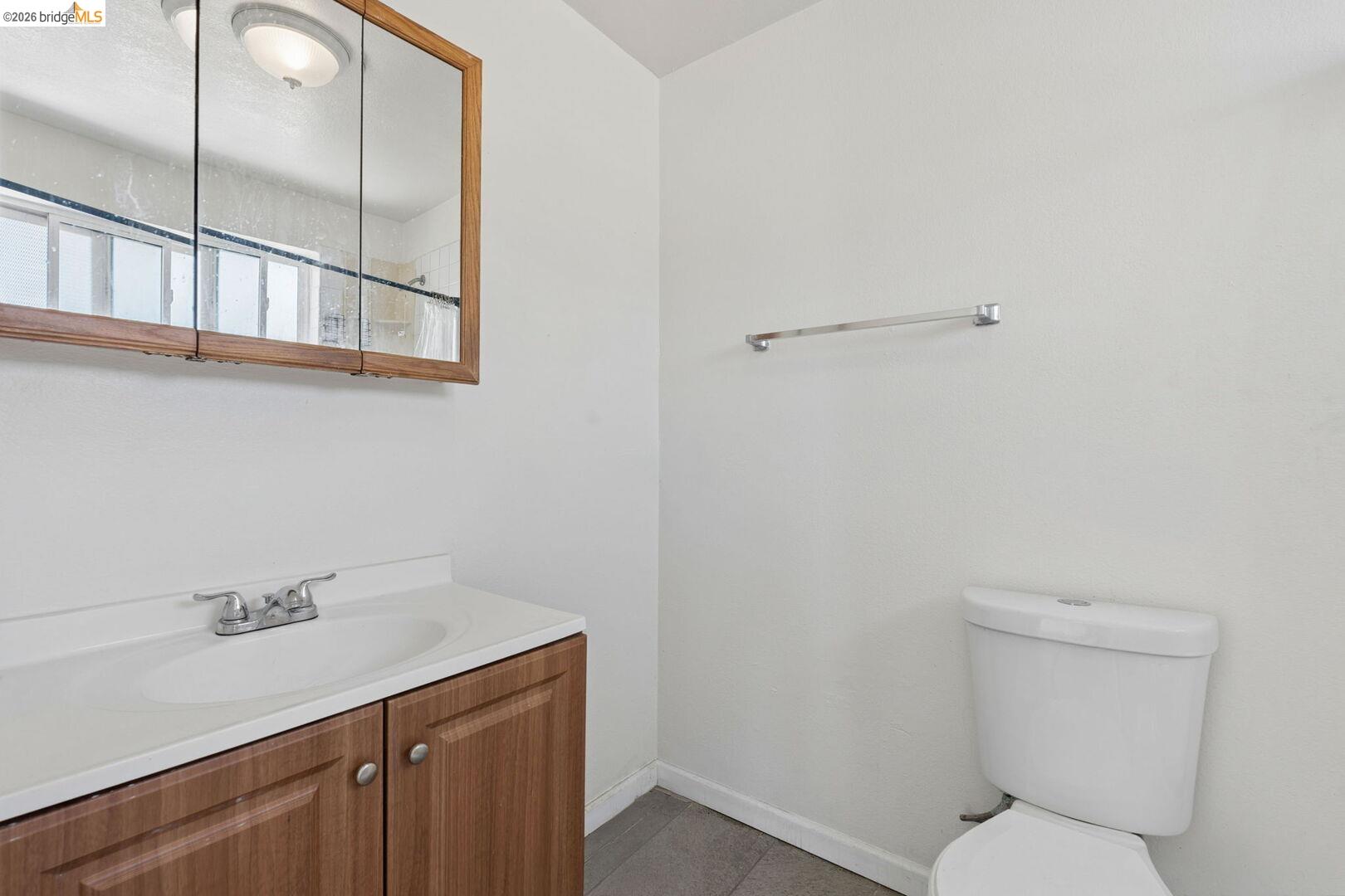 2562 E 60th AVE, Oakland CA 94605 — photo 15