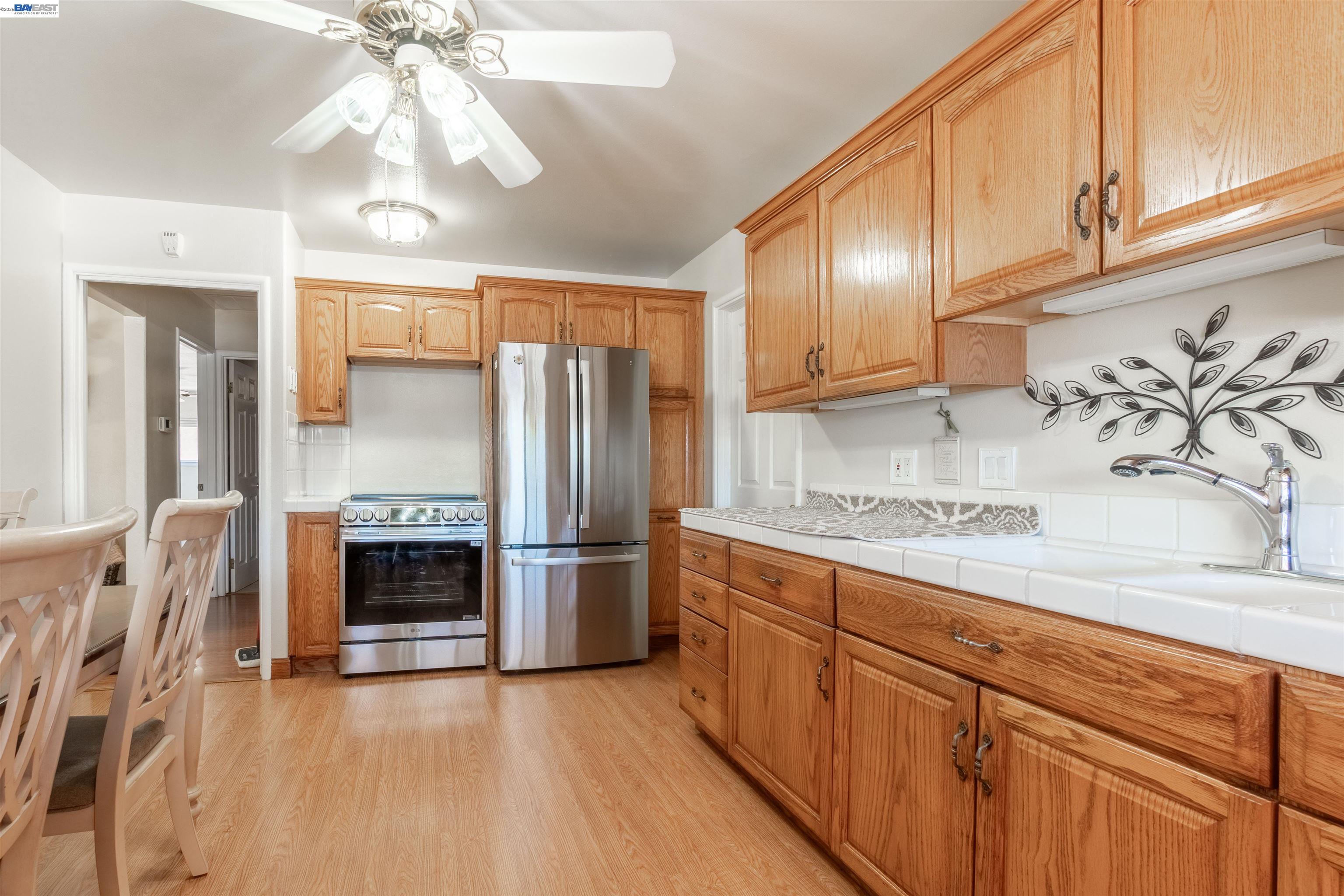 15015 Milford St, San Leandro CA 94579 — photo 9