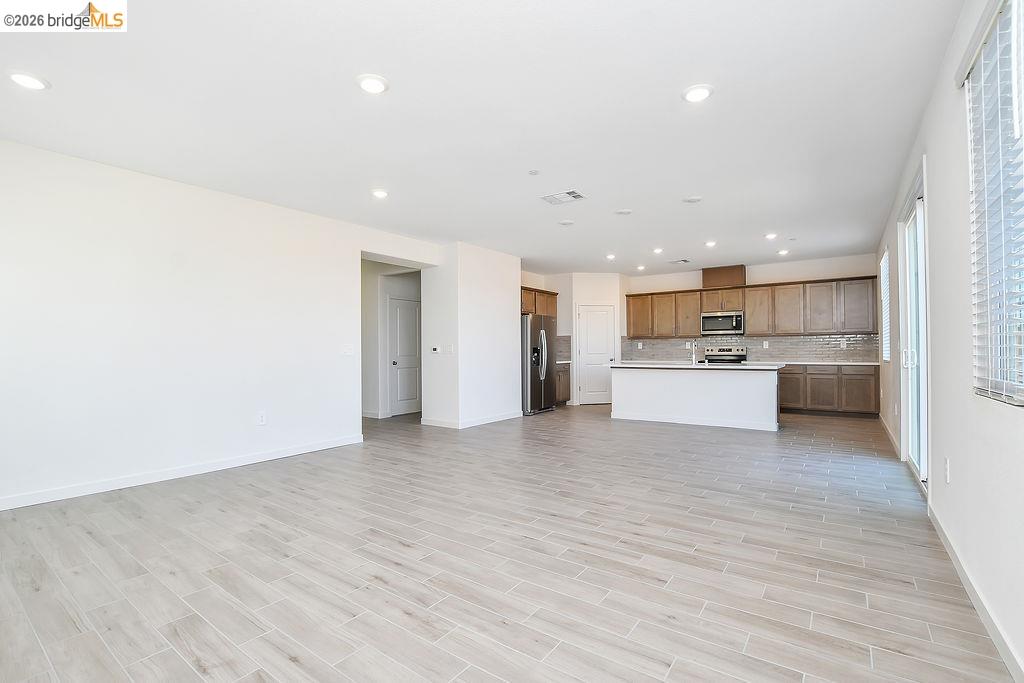 516 Spruce Way, Oakley CA 94561 — photo 9