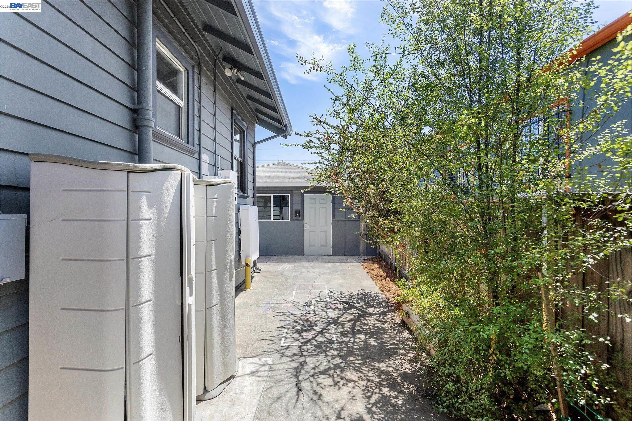 2118 107Th Ave, Oakland CA 94603 — photo 45