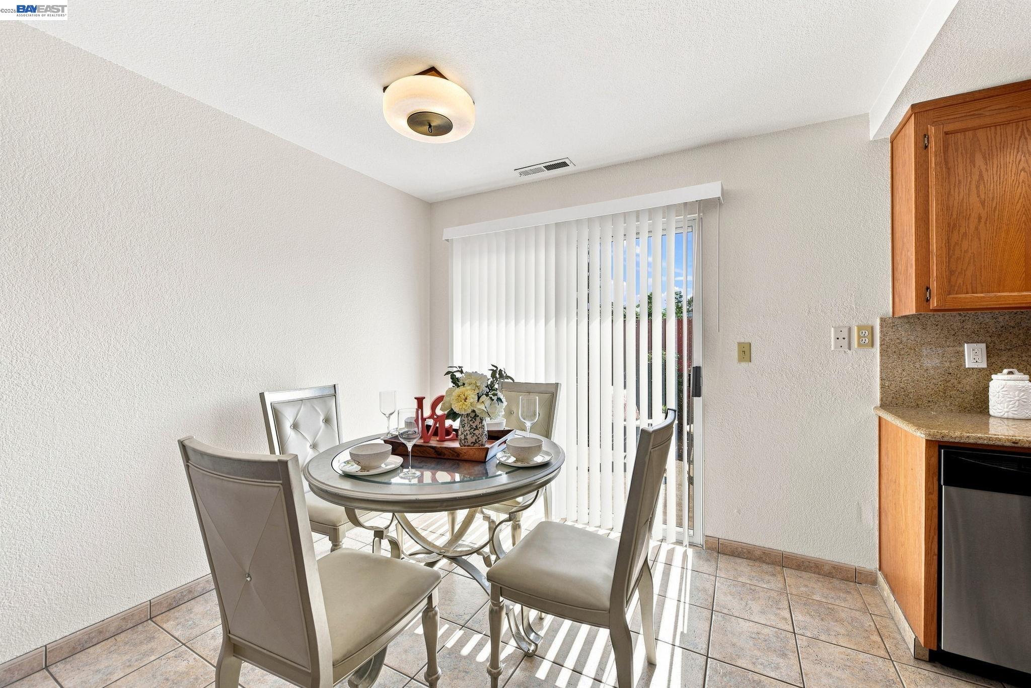 847 W Sunset Blvd # B, Hayward CA 94541 — photo 14