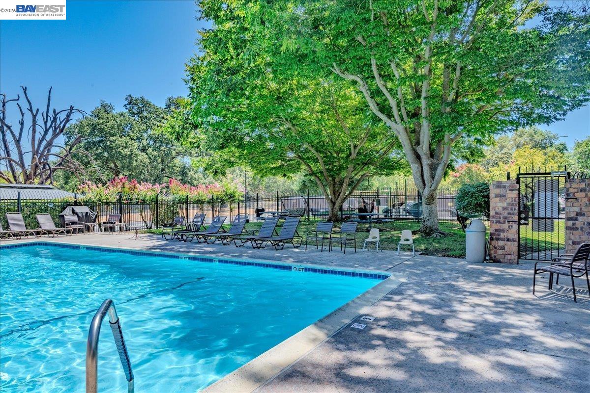 8172 Arroyo Dr # 3, Pleasanton CA 94588 — photo 29