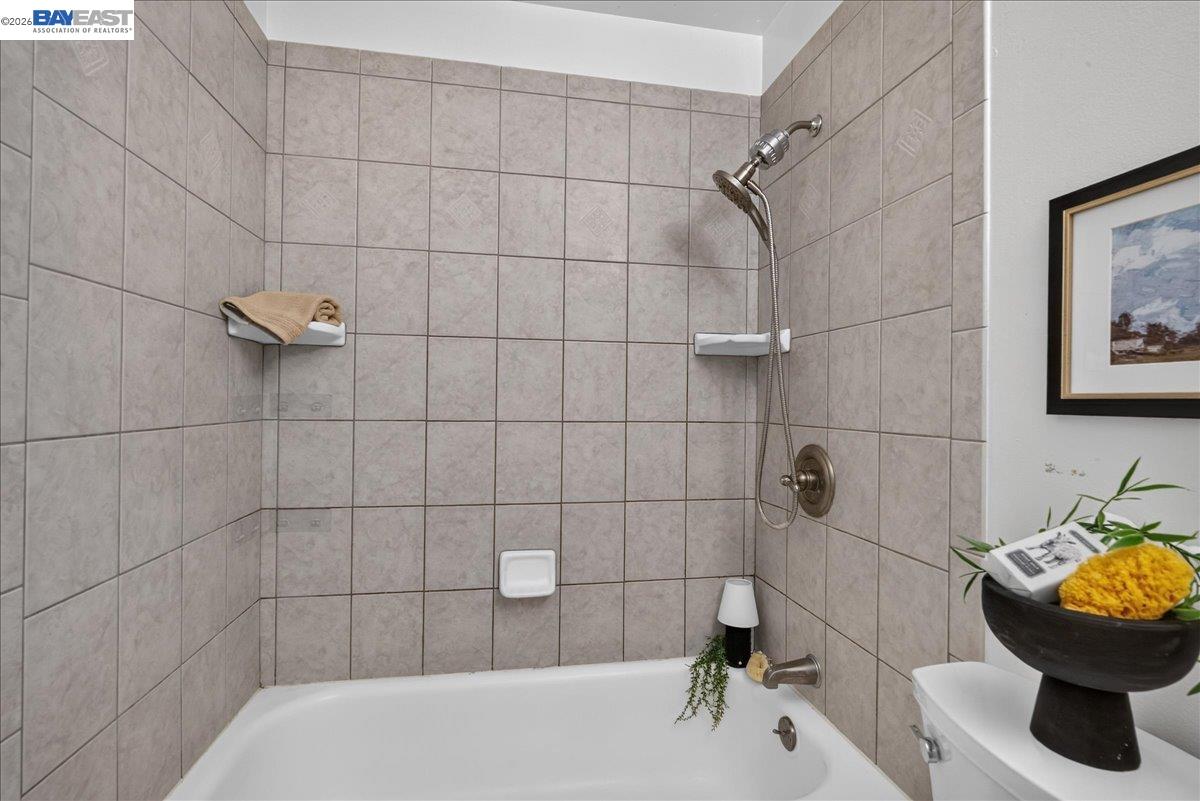 8172 Arroyo Dr # 3, Pleasanton CA 94588 — photo 32