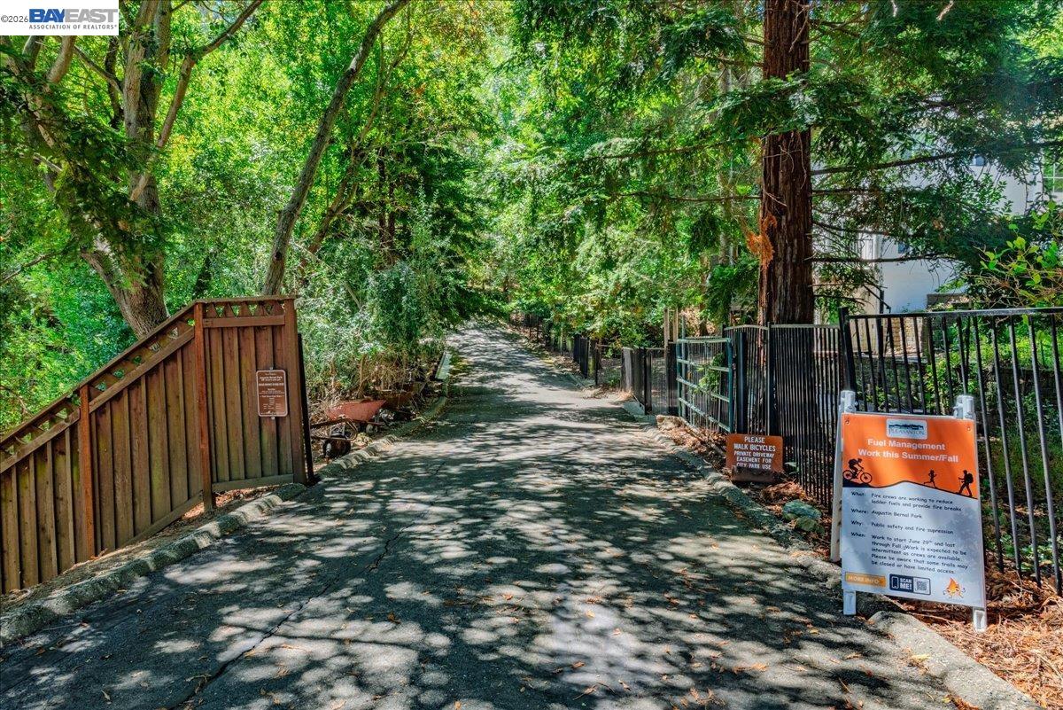 8172 Arroyo Dr # 3, Pleasanton CA 94588 — photo 35