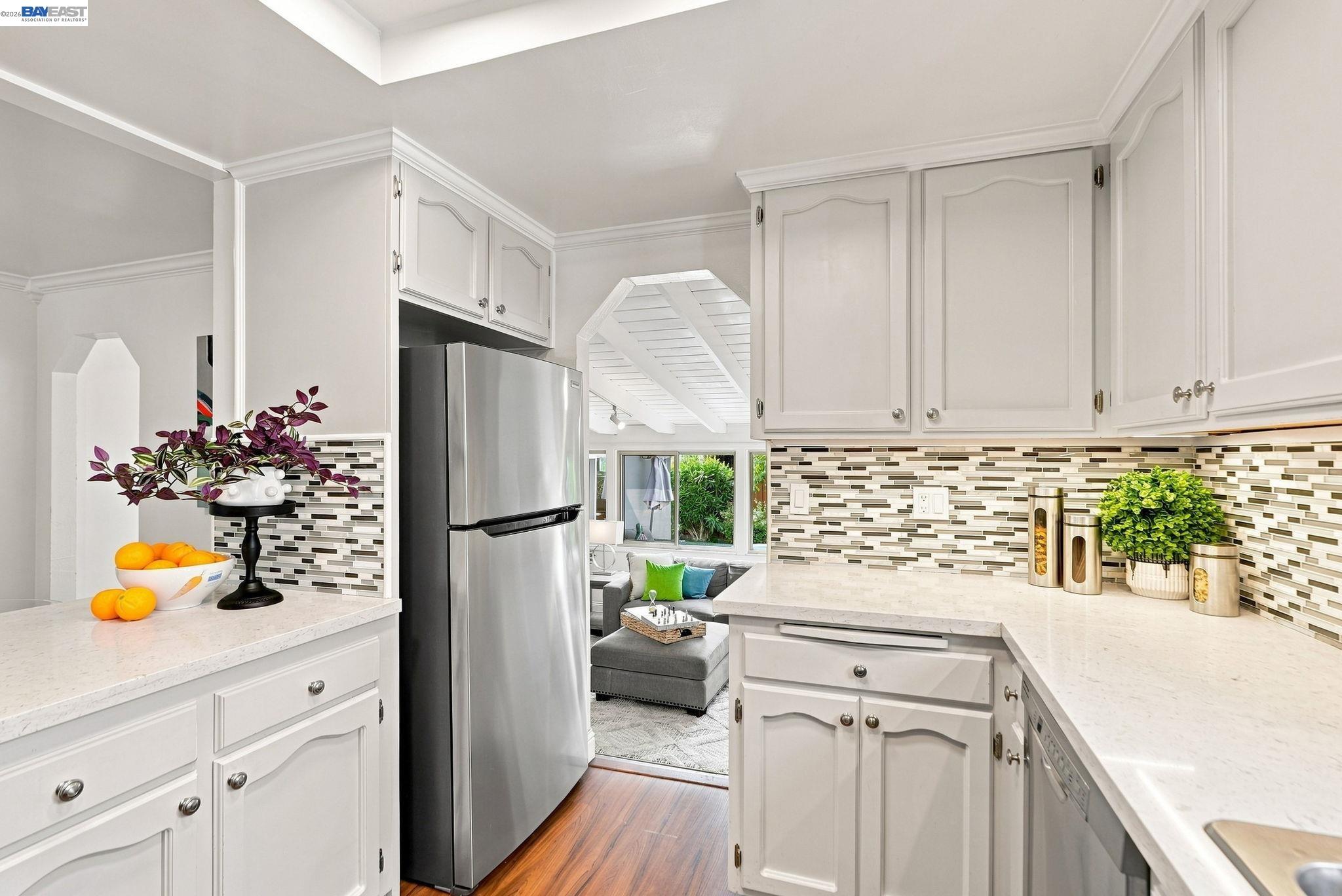 17291 Via Flores, San Lorenzo CA 94580 — photo 18