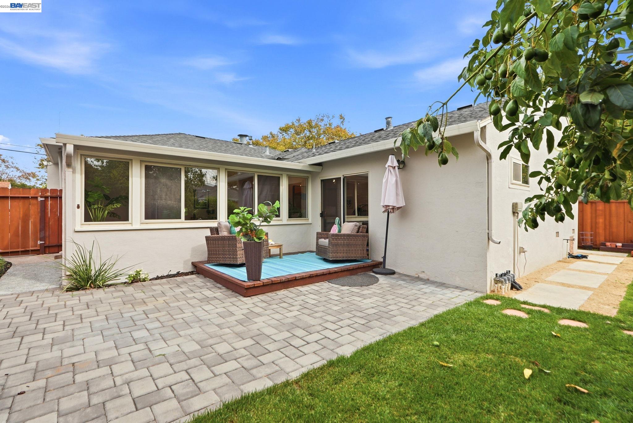 17291 Via Flores, San Lorenzo CA 94580 — photo 42