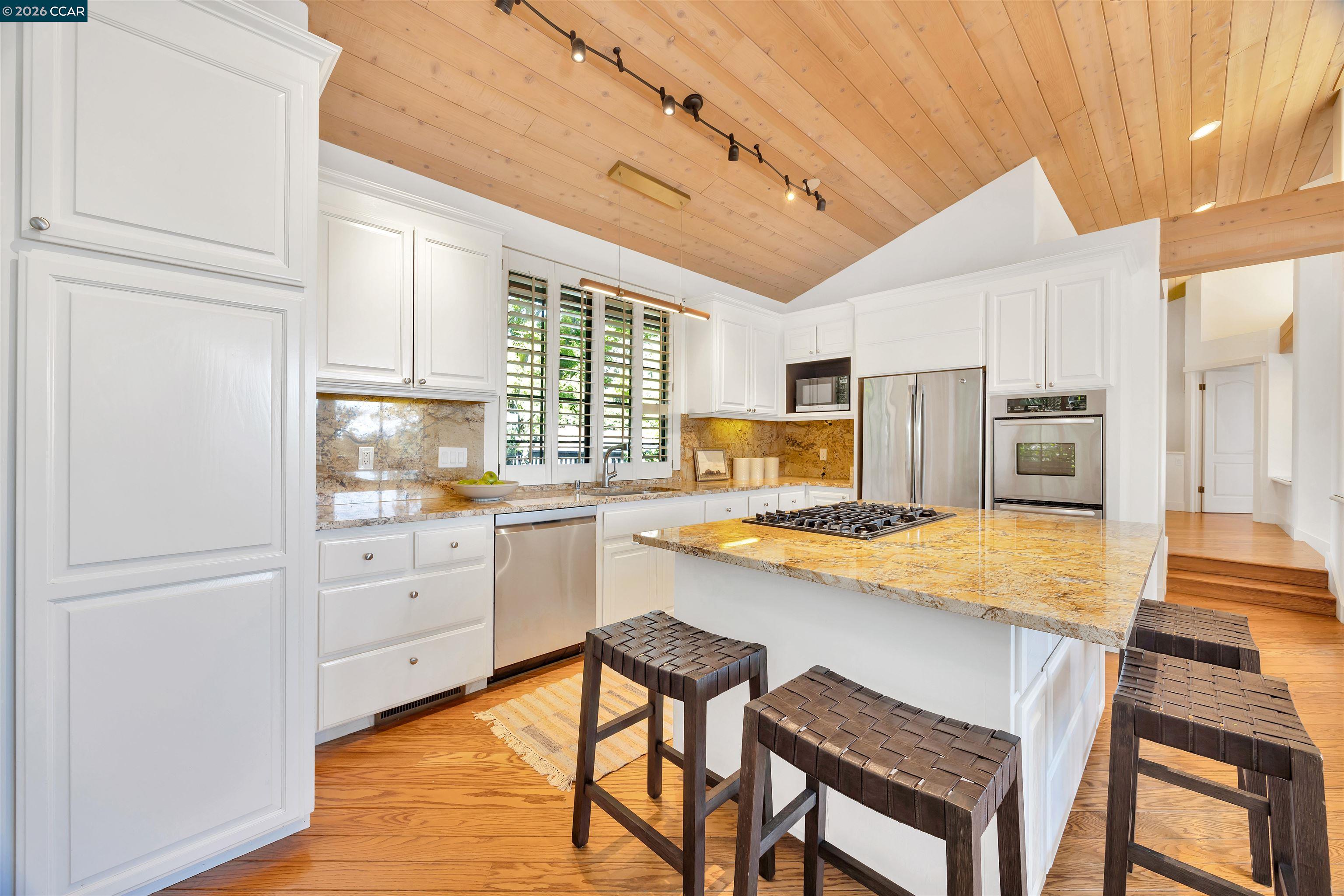 857 Las Trampas Rd, Lafayette CA 94549 — photo 8