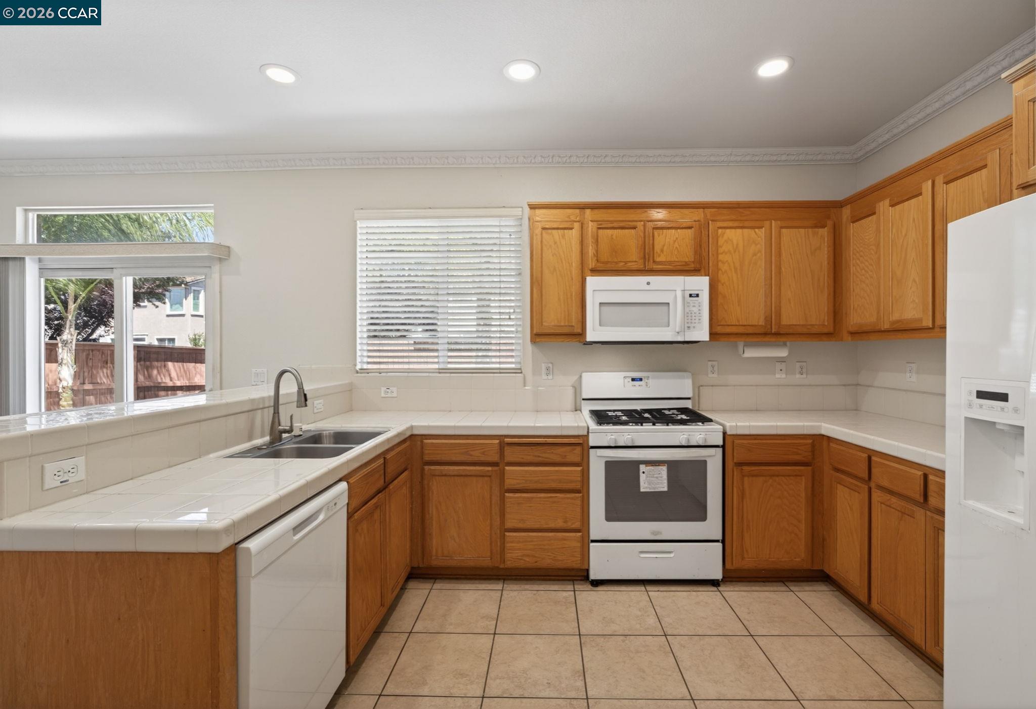 149 Maidenhair St, Pittsburg CA 94565 — photo 18