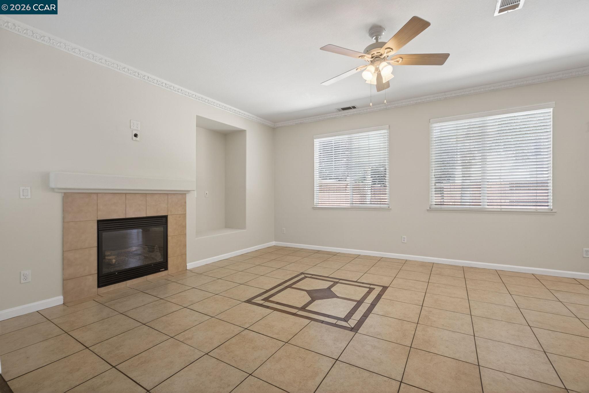 149 Maidenhair St, Pittsburg CA 94565 — photo 10