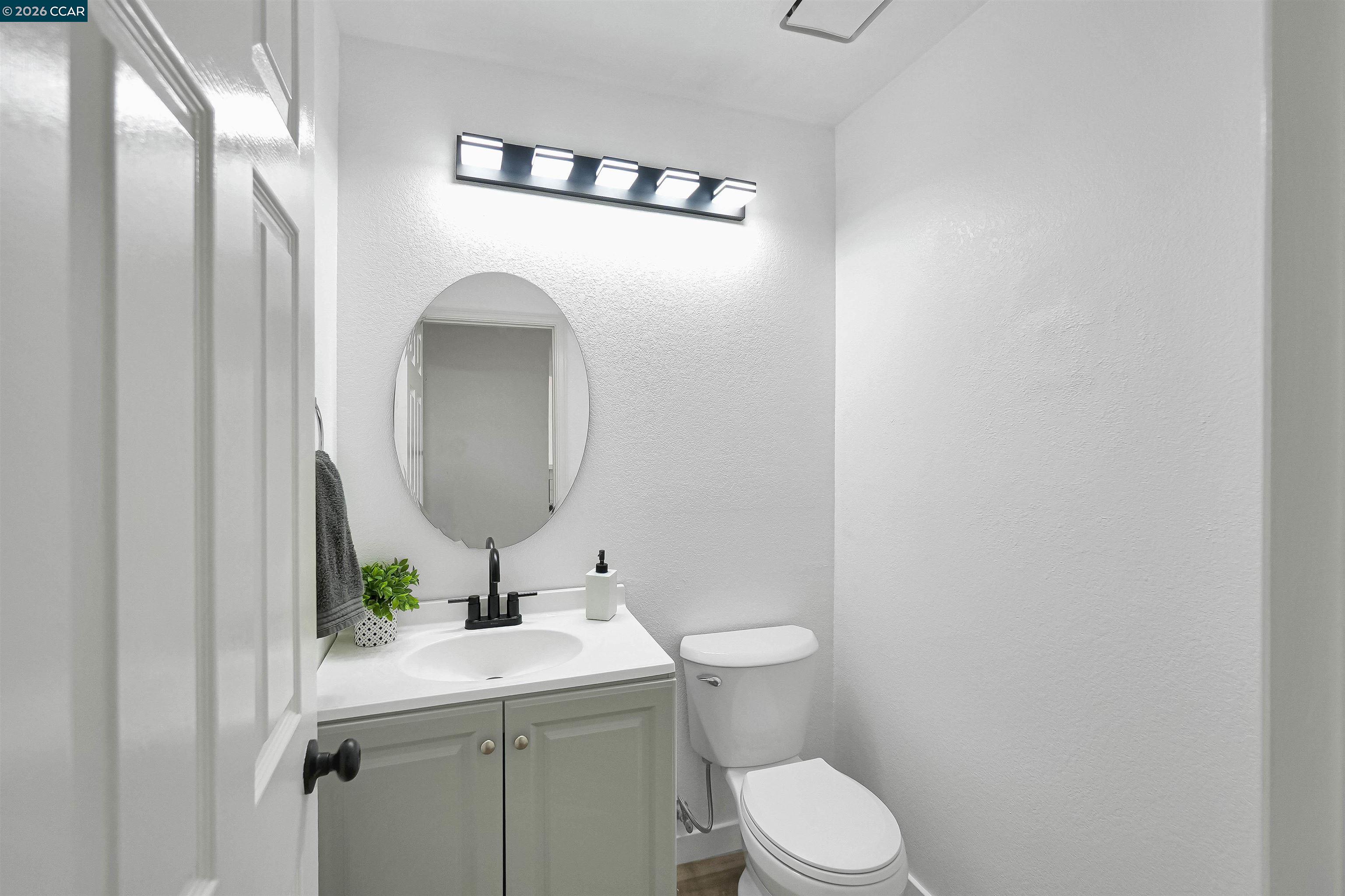 418 Dohrmann Ln, Pinole CA 94564 — photo 32