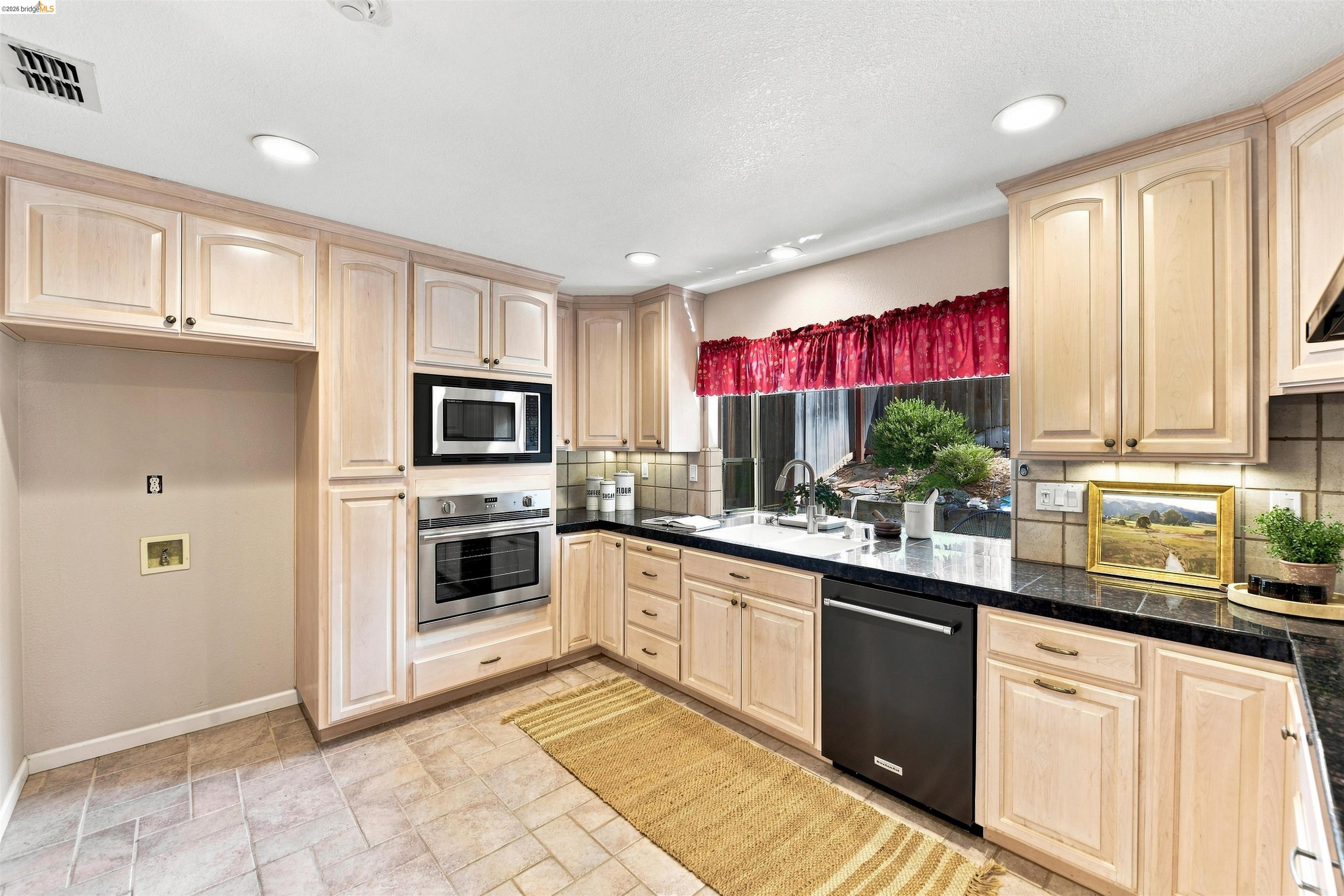 1734 Canberra Pl, El Dorado Hills CA 95762 — photo 14
