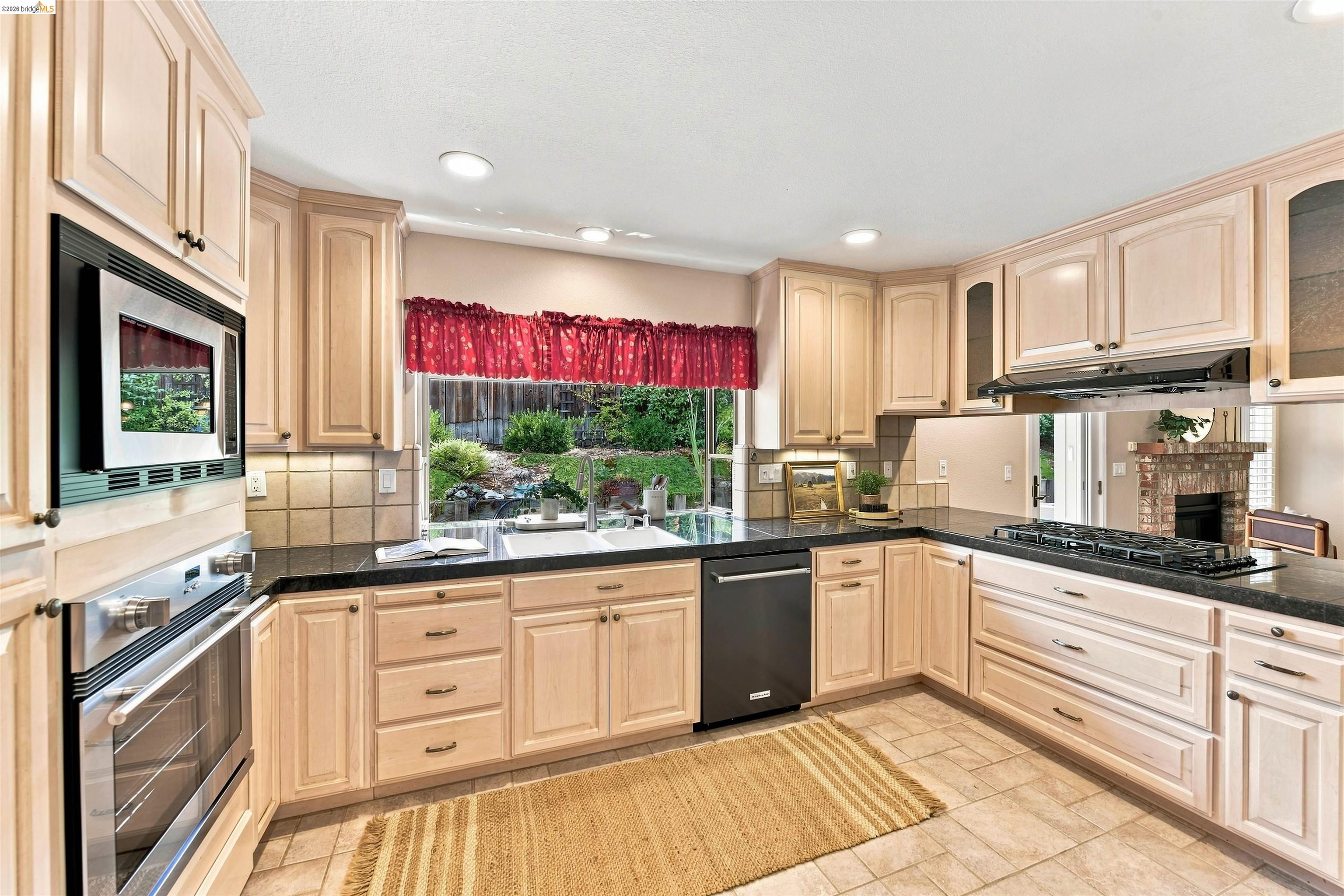1734 Canberra Pl, El Dorado Hills CA 95762 — photo 15