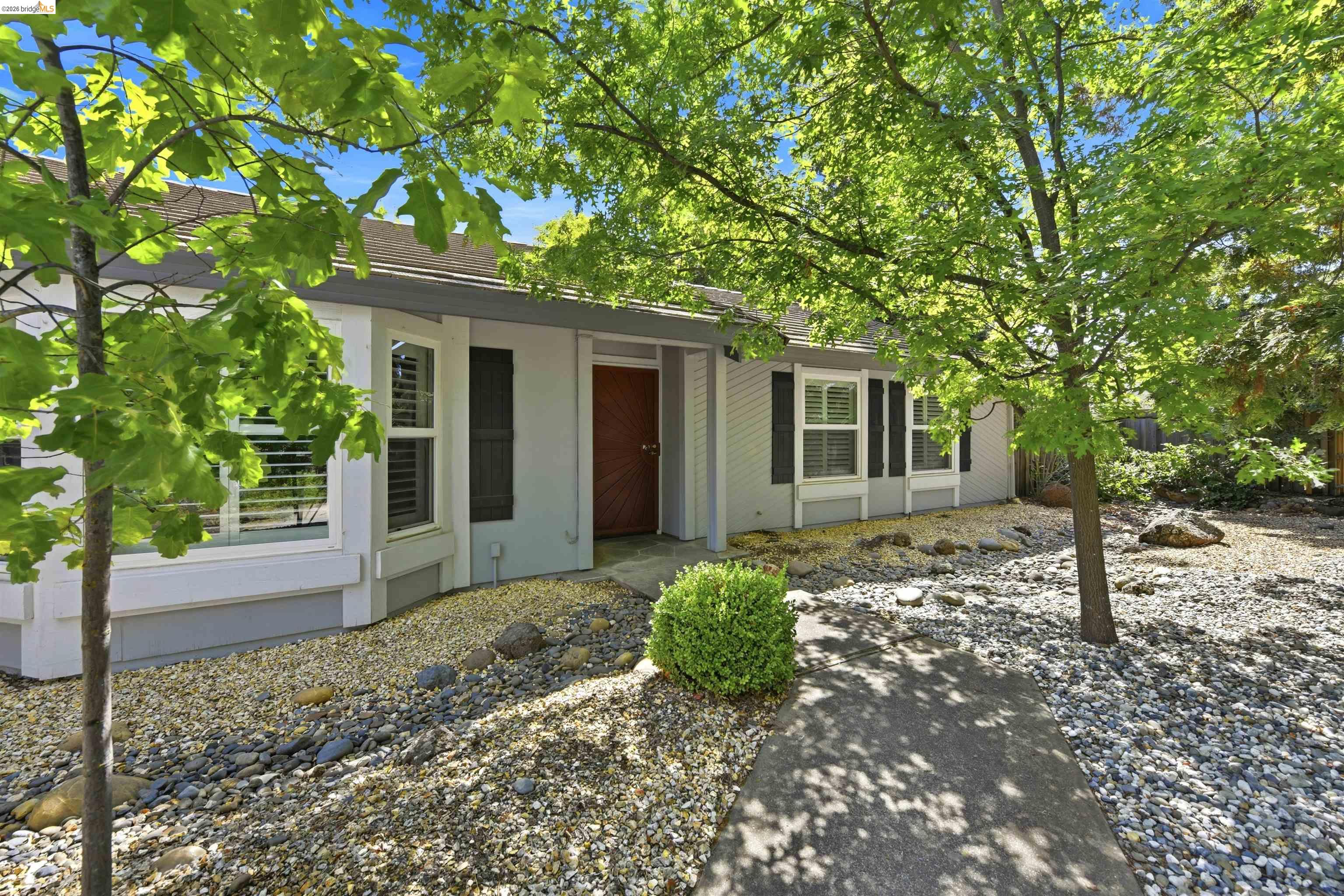 1734 Canberra Pl, El Dorado Hills CA 95762 — photo 3