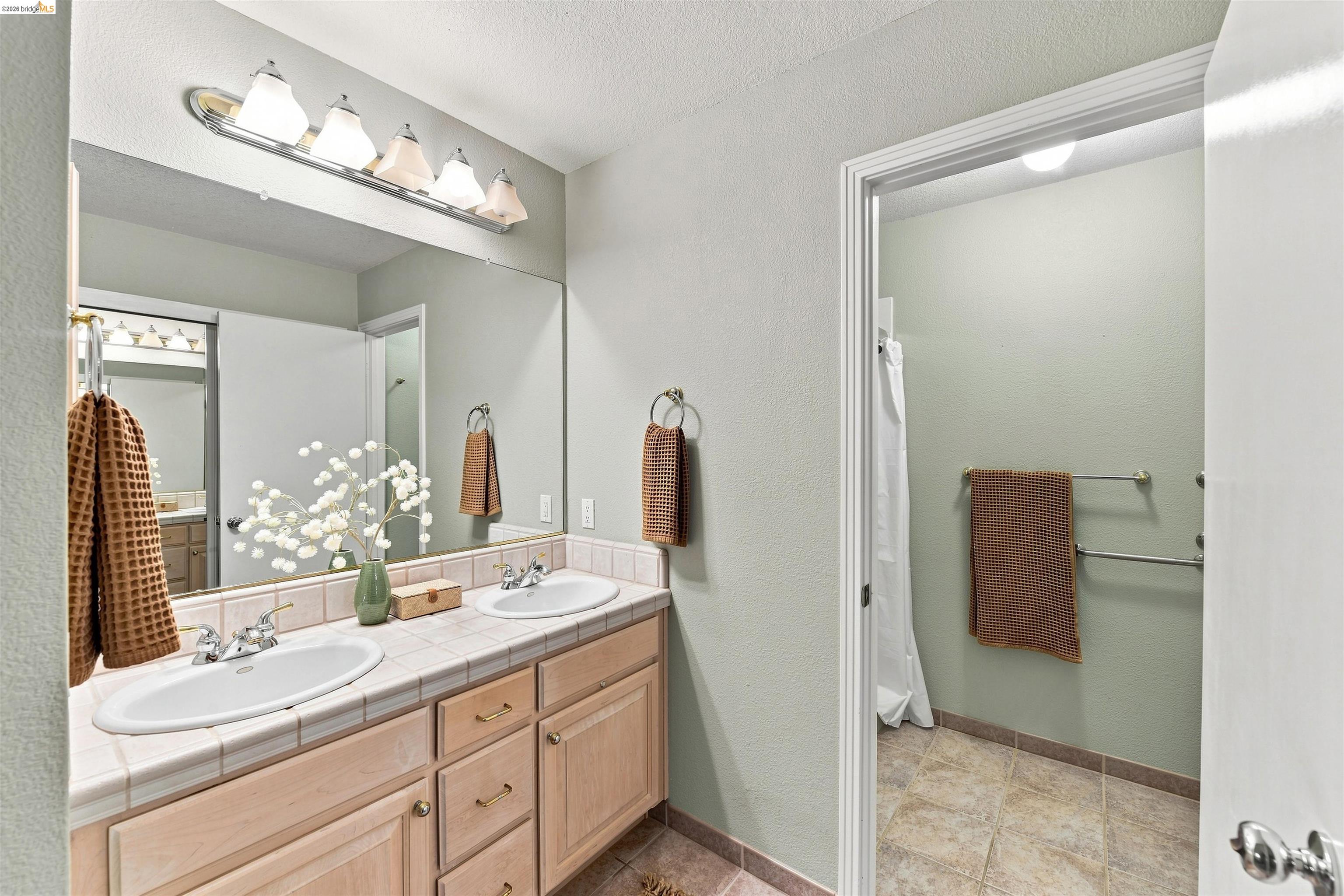 1734 Canberra Pl, El Dorado Hills CA 95762 — photo 29