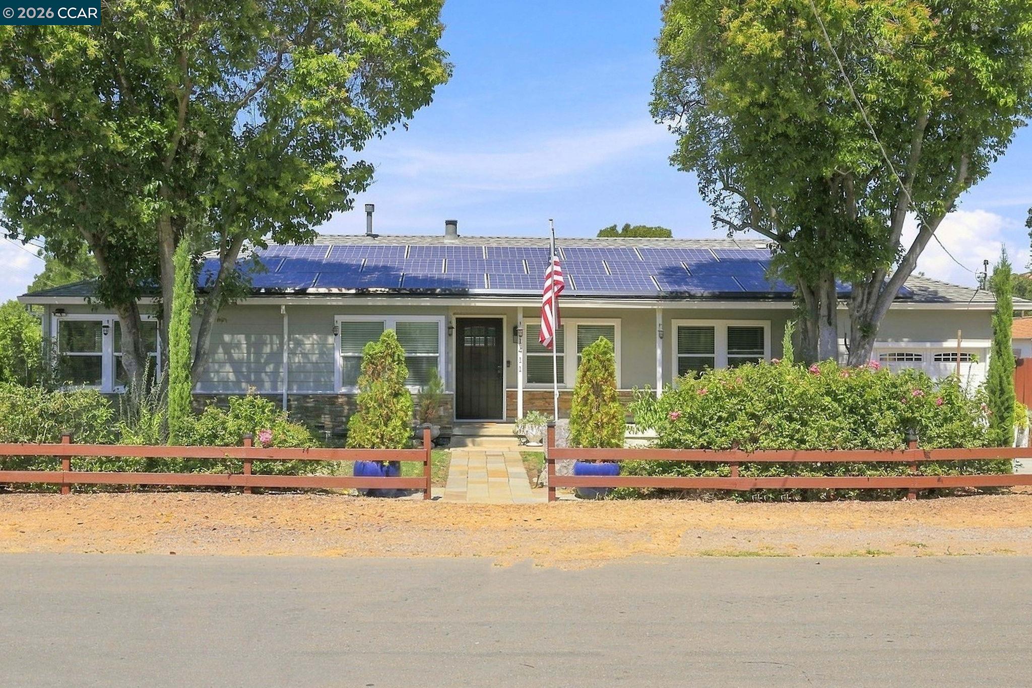 Front Image Thumbnail for CC41144867