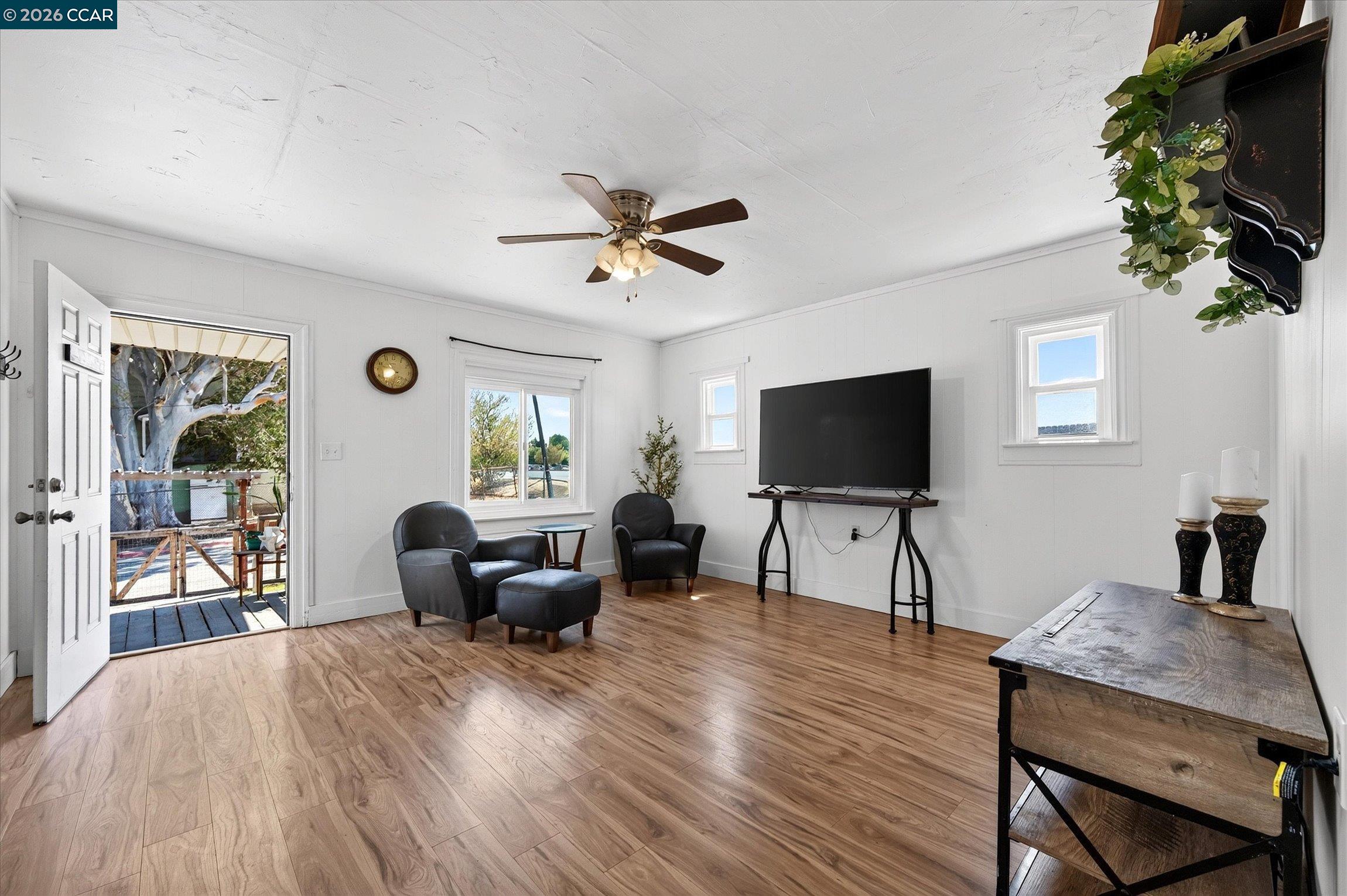 294 S 7Th St, Rio Vista CA 94571 — photo 5