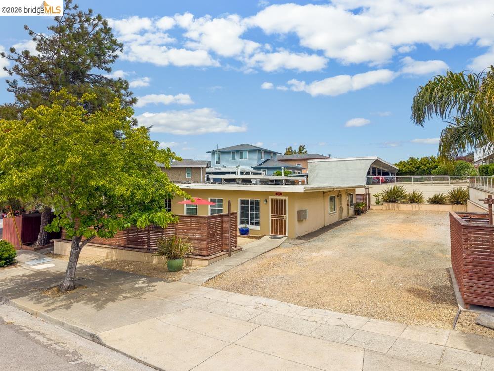 5105 Macdonald Ave, Richmond CA 94805 — photo 5