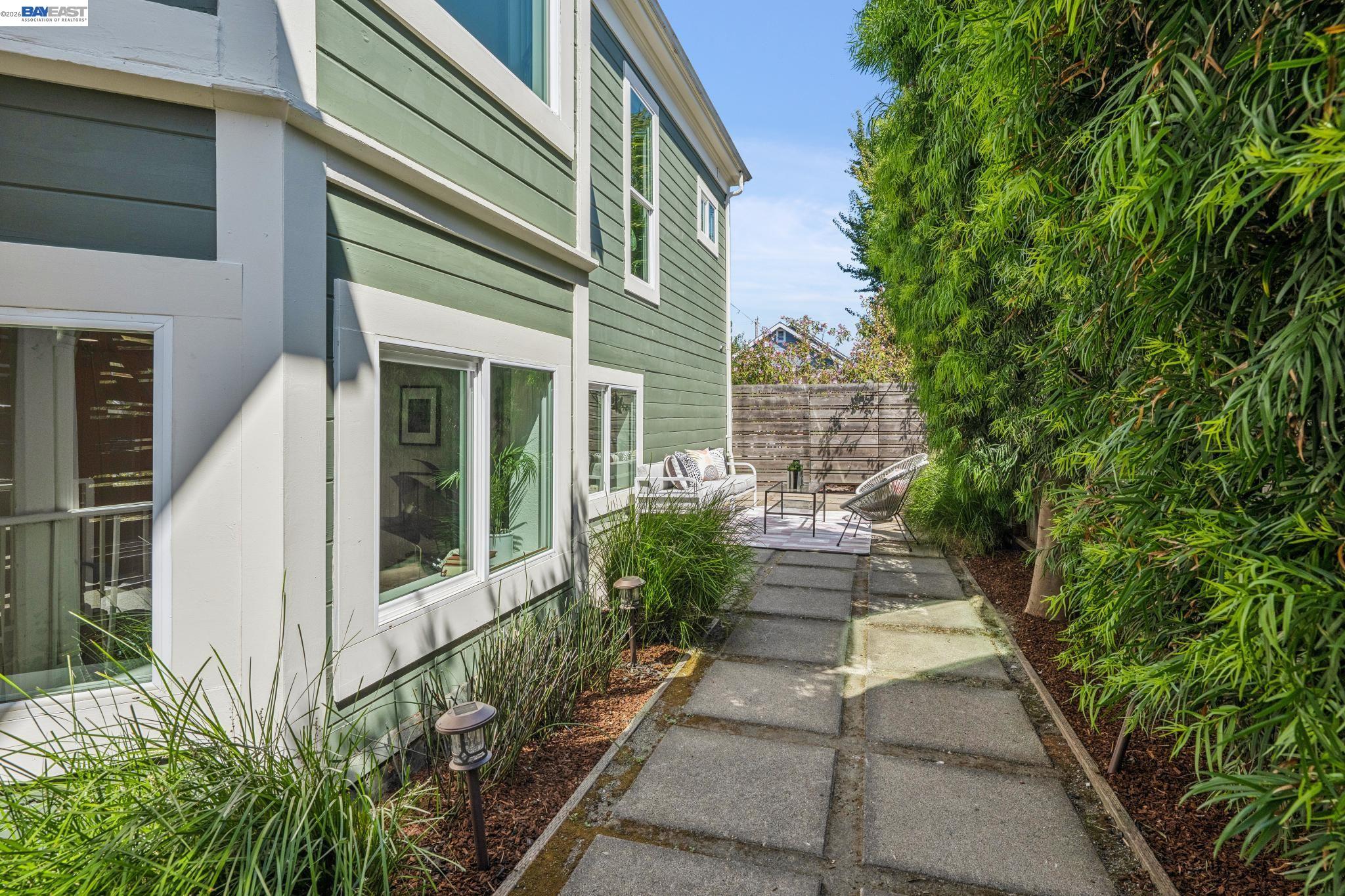 1020 53RD STREET, Oakland CA 94608 — photo 45