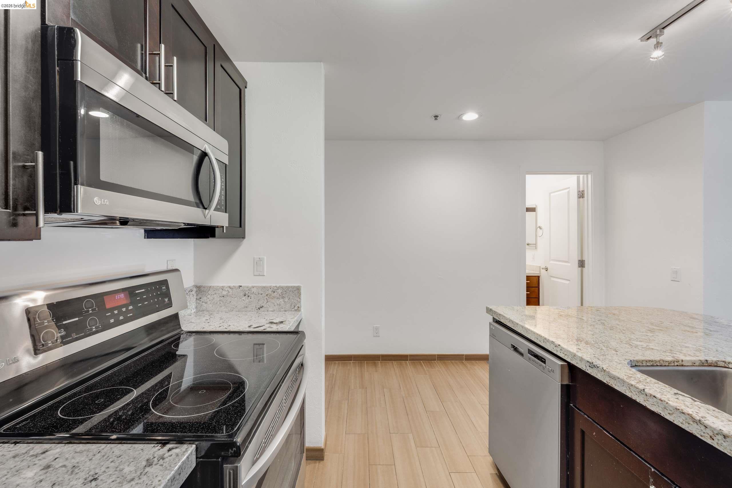 6400 Christie Ave # 3206, Emeryville CA 94608 — photo 8