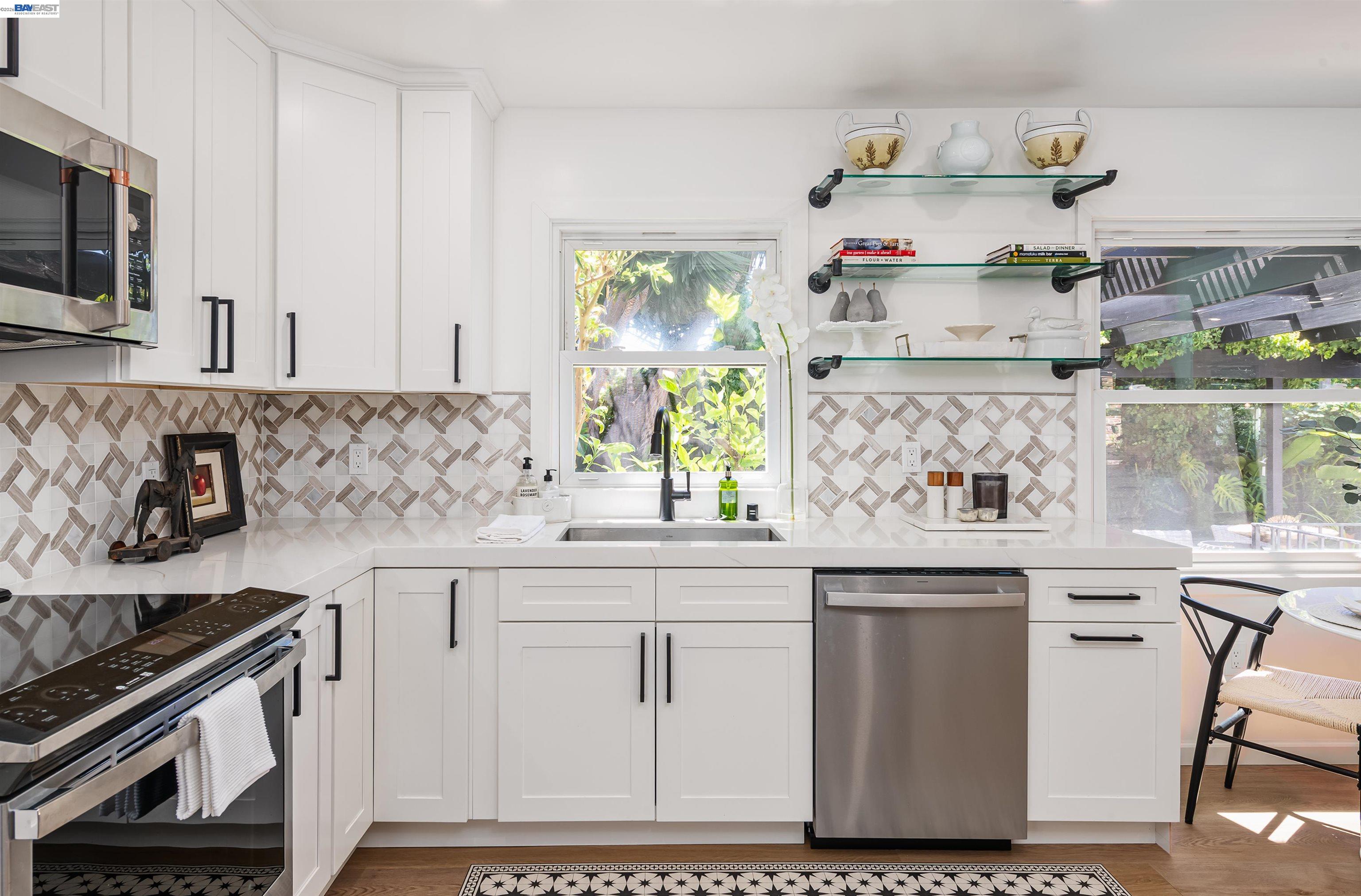 3229 Toyon Ter, Alameda CA 94501 — photo 14