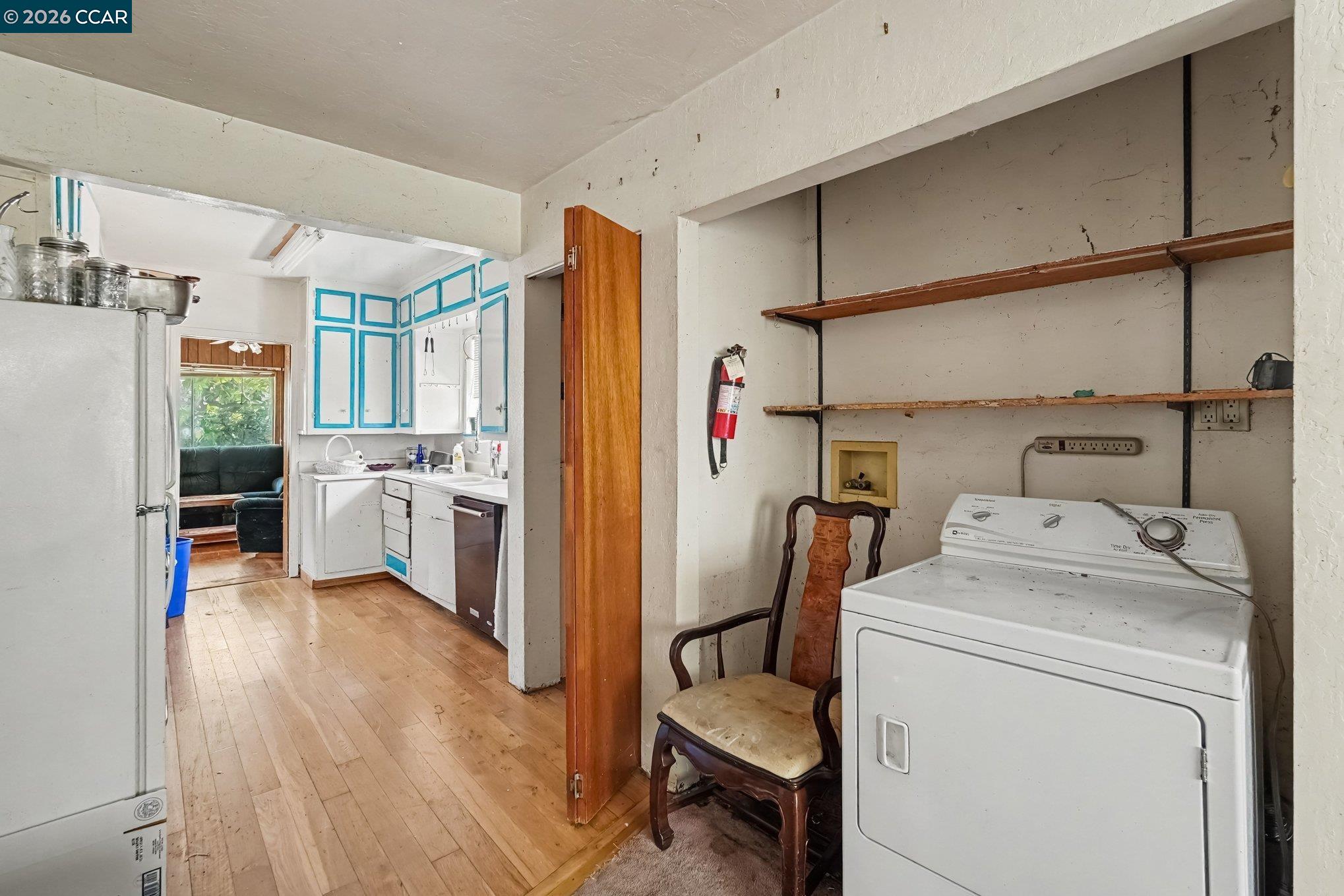1318 Potter St, Martinez CA 94553 — photo 9
