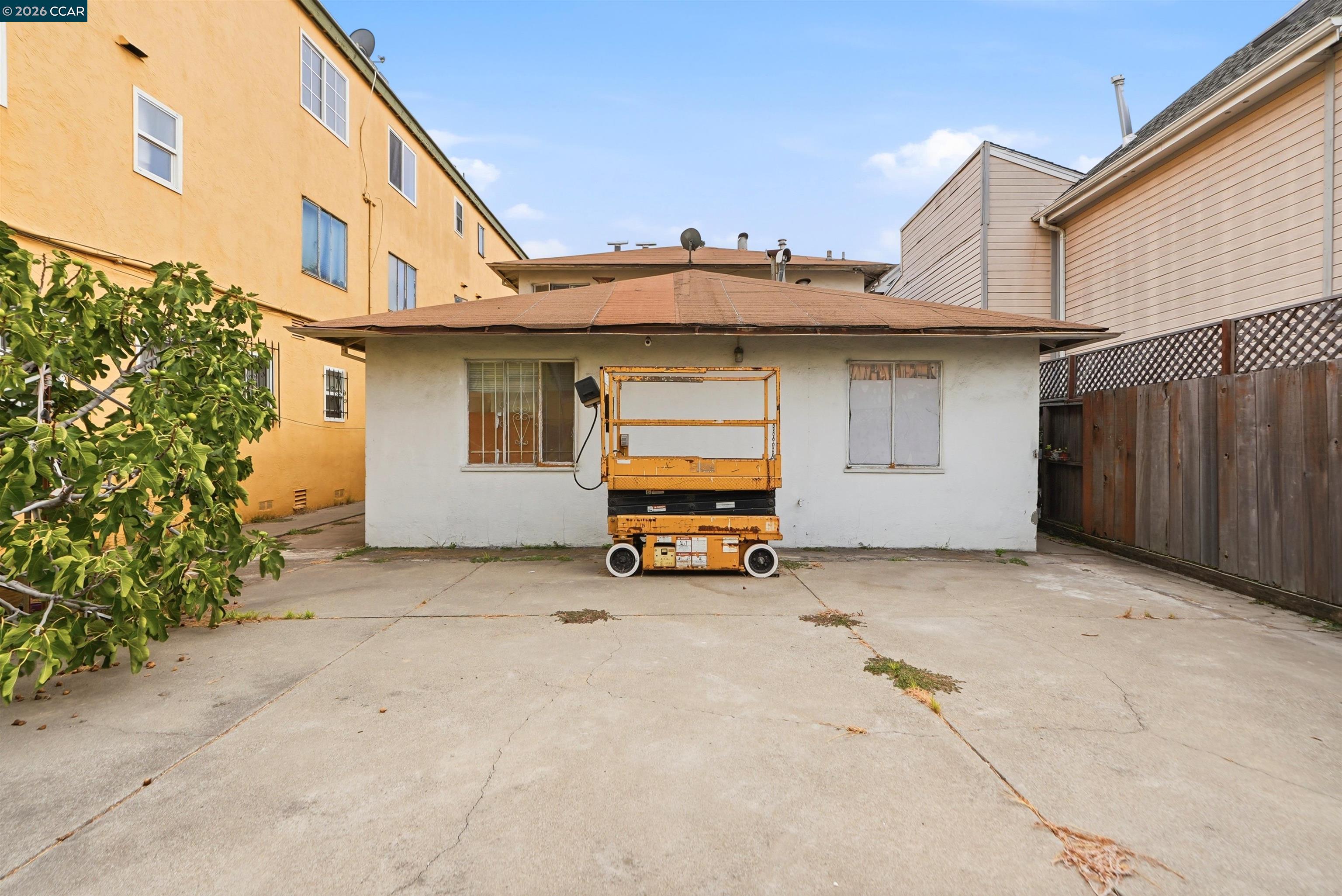 1439 7Th Ave, Oakland CA 94606 — photo 6