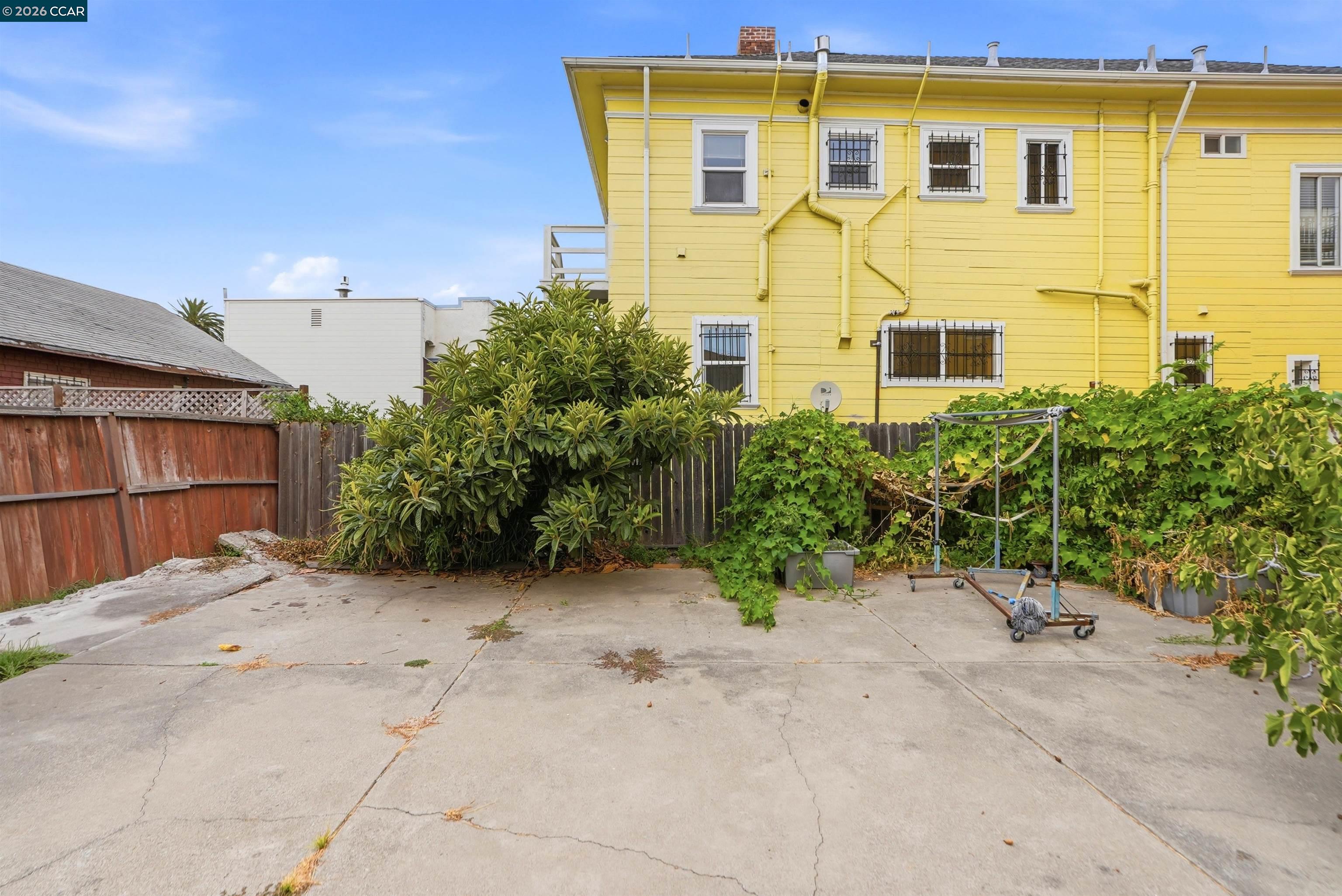 1439 7Th Ave, Oakland CA 94606 — photo 8
