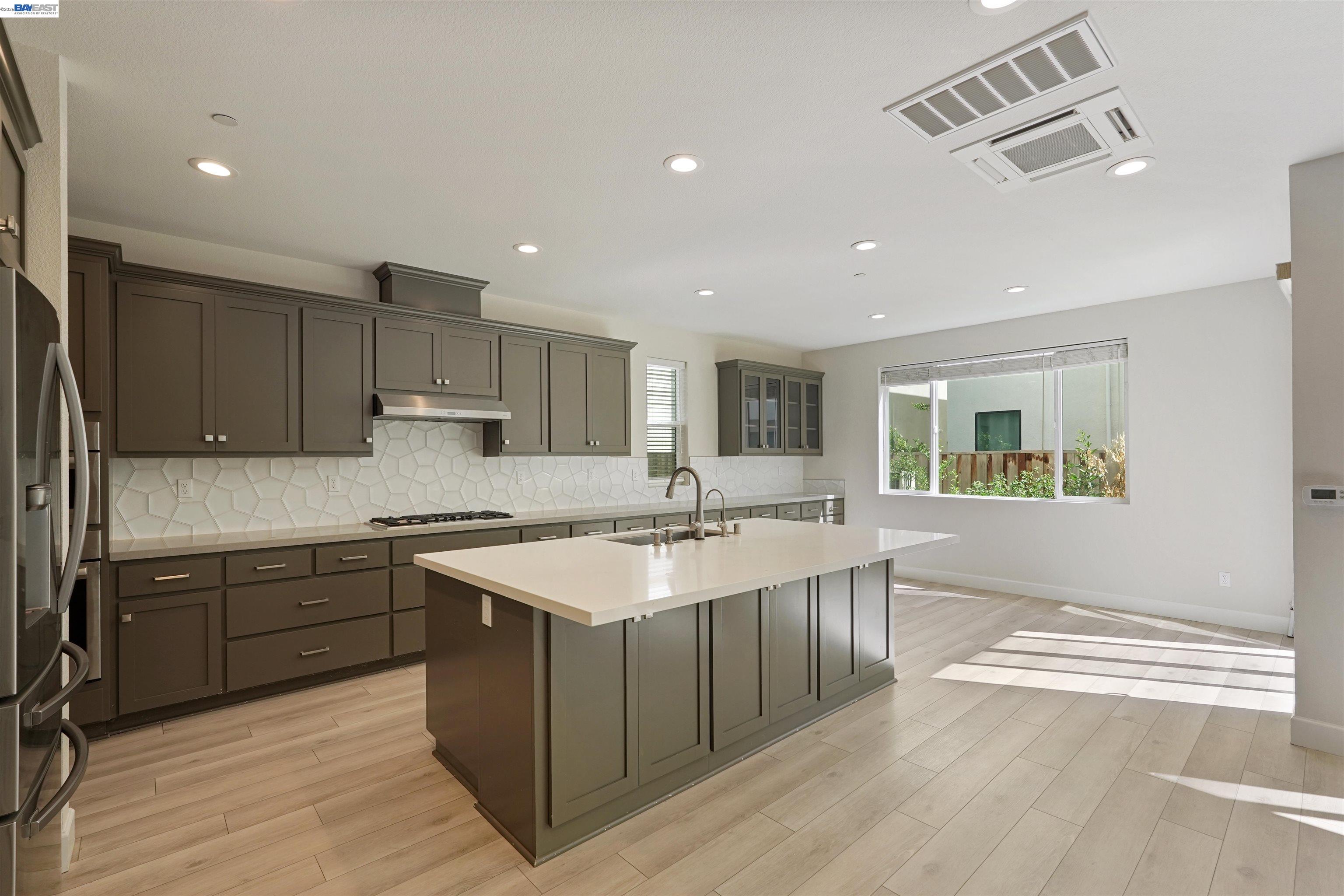 5915 Abbott St, Dublin CA 94568 — photo 38