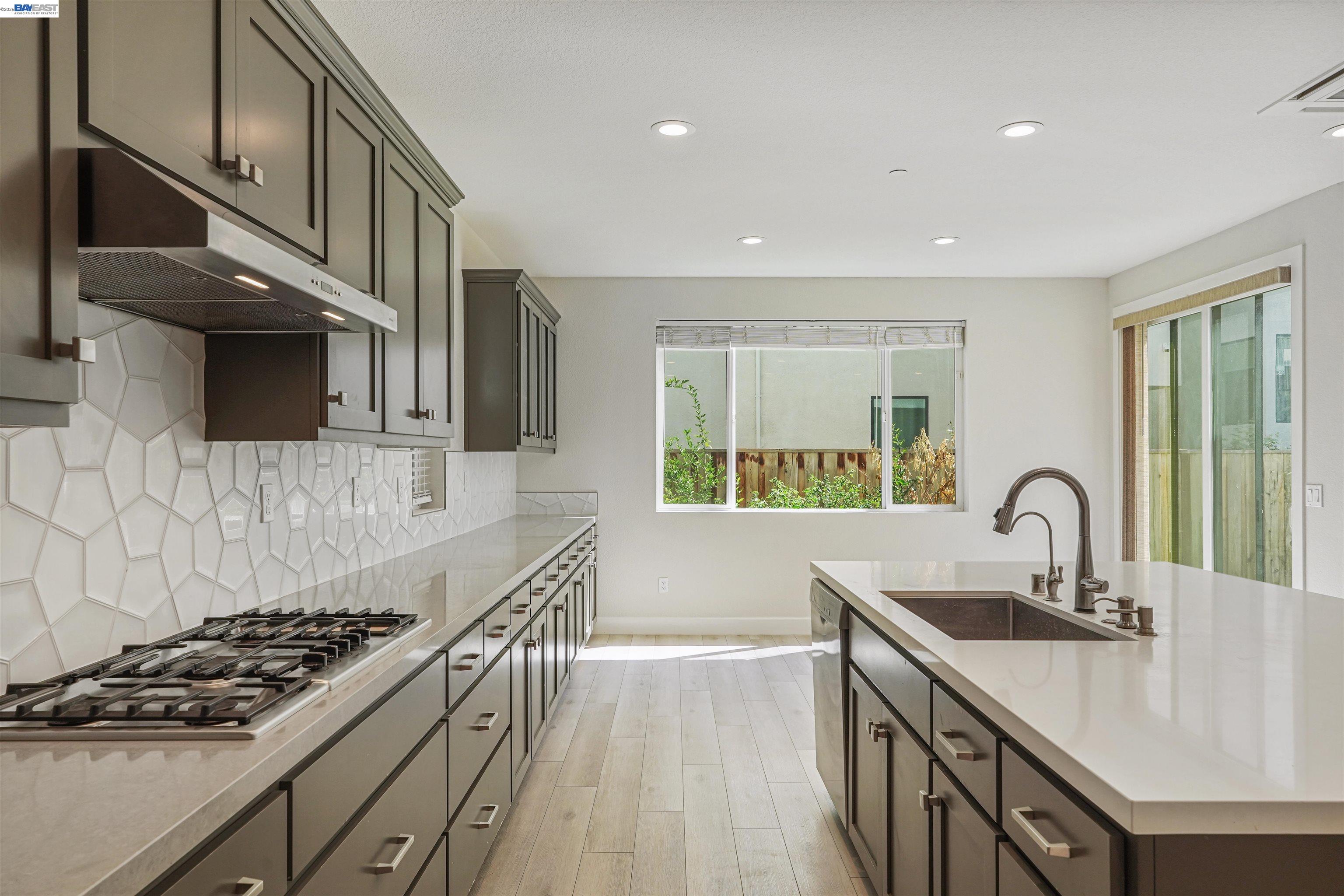 5915 Abbott St, Dublin CA 94568 — photo 40
