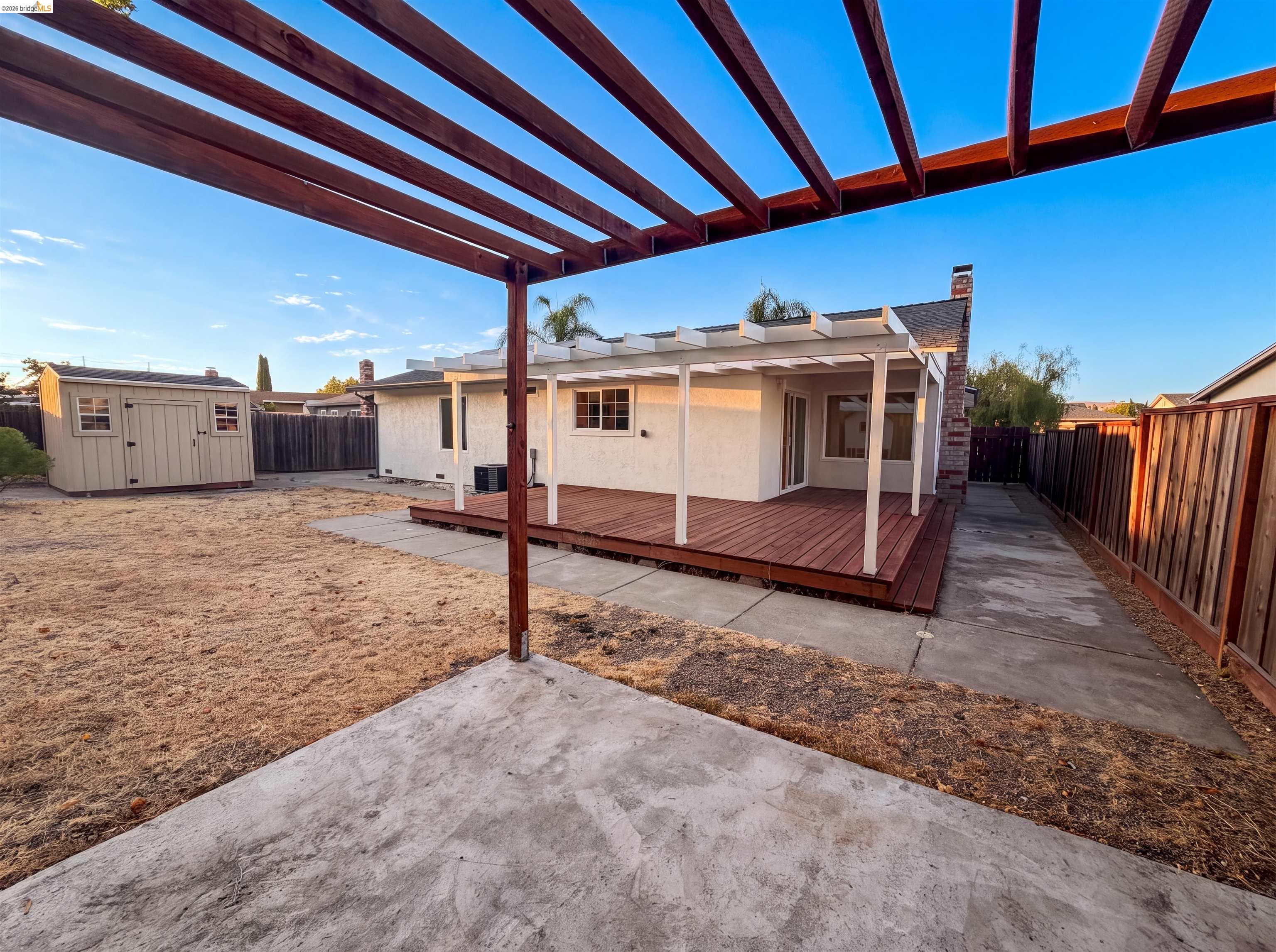 112 Aster Ct, Hercules CA 94547 — photo 14