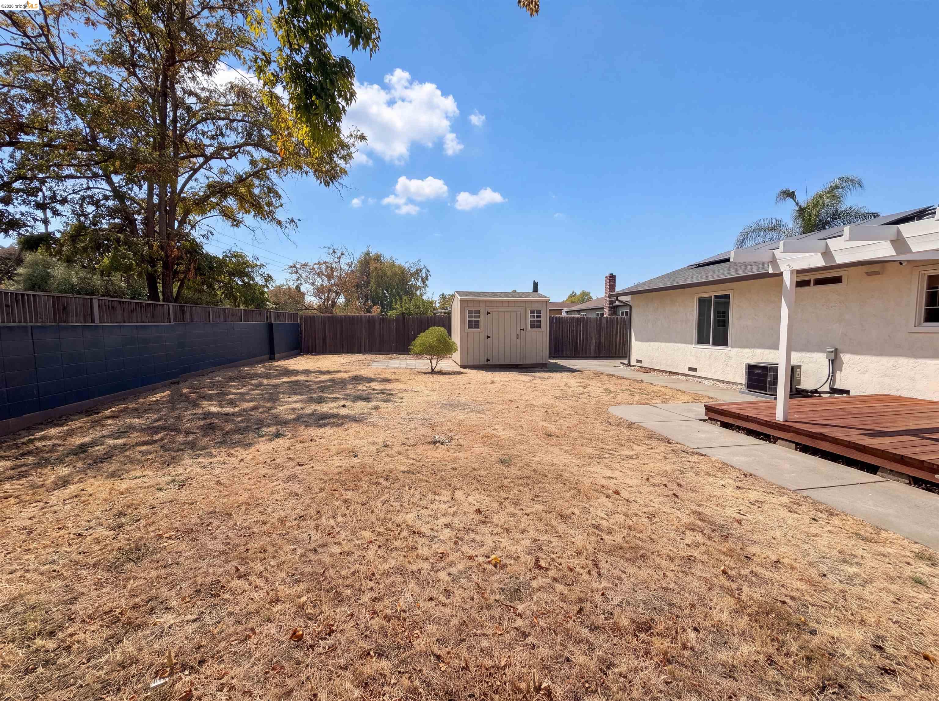 112 Aster Ct, Hercules CA 94547 — photo 15