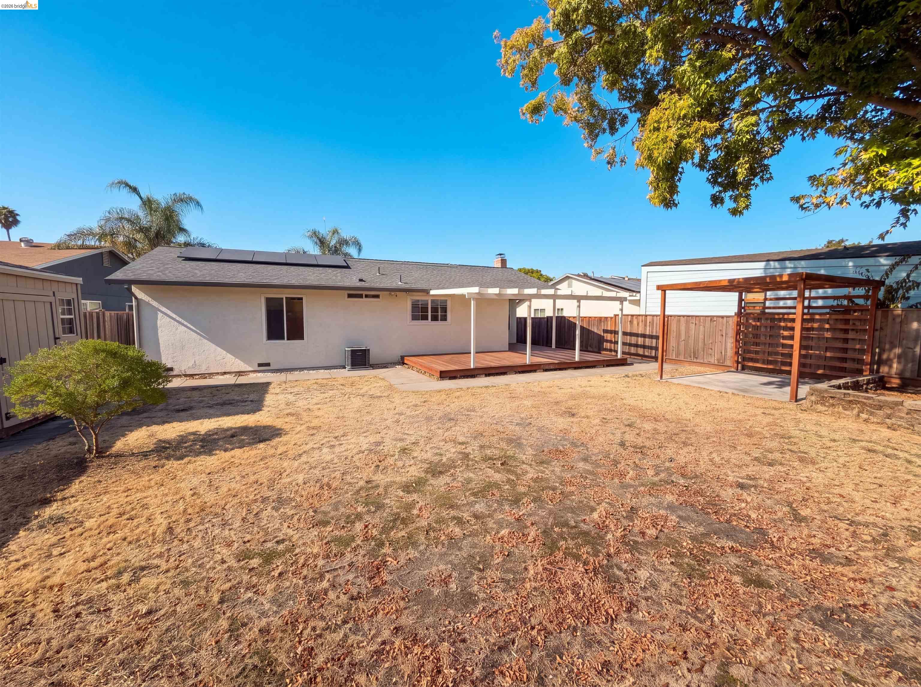 112 Aster Ct, Hercules CA 94547 — photo 16