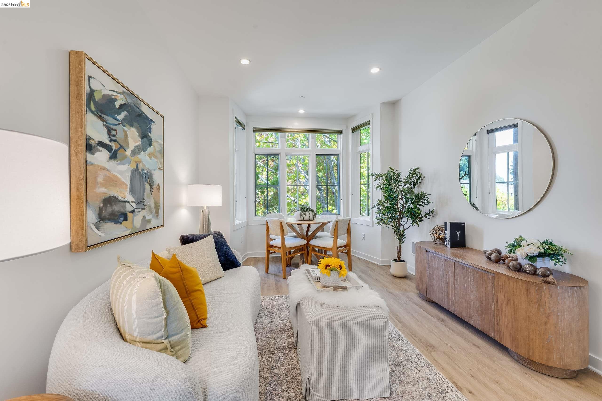 2628 Telegraph Ave 303, Berkeley