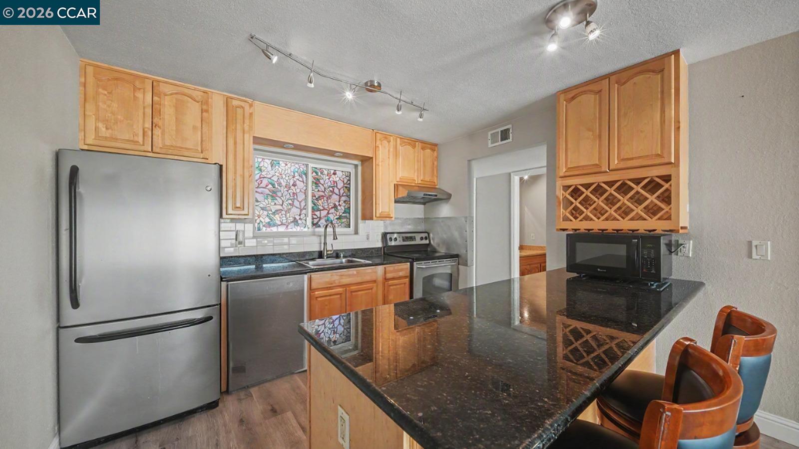 2426 Lincoln Ave # J, Alameda CA 94501 — photo 7