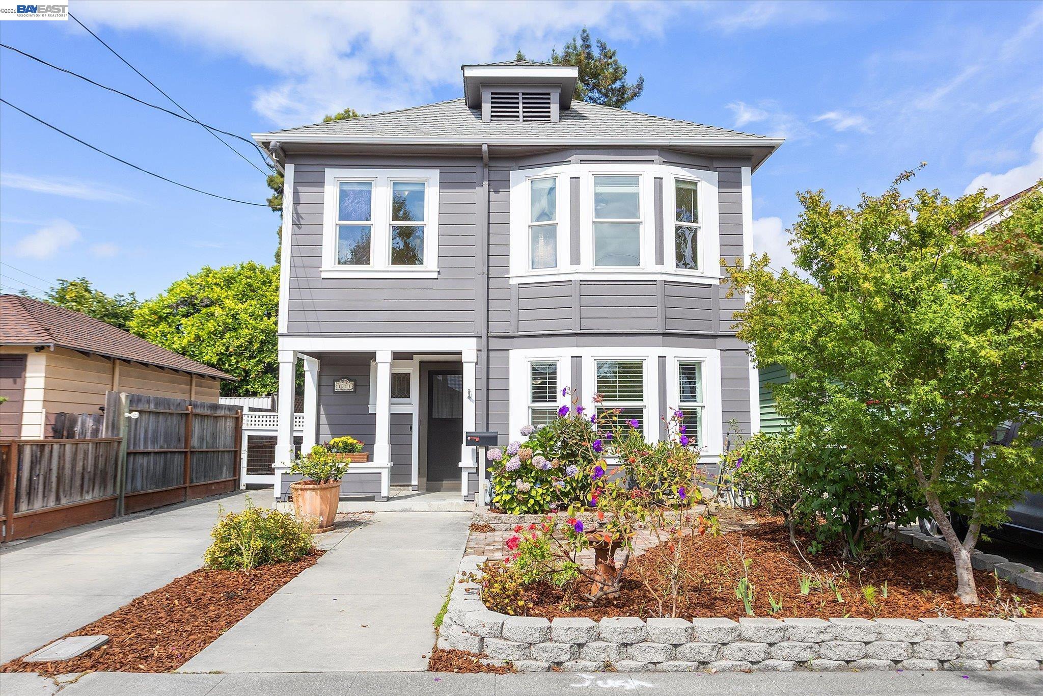 1811 8th St., Alameda