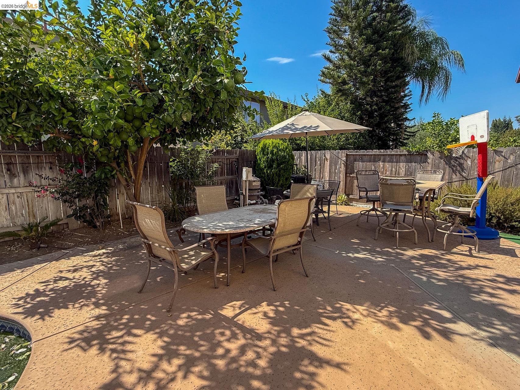4033 Hopkins Ln, Modesto CA 95356 — photo 24