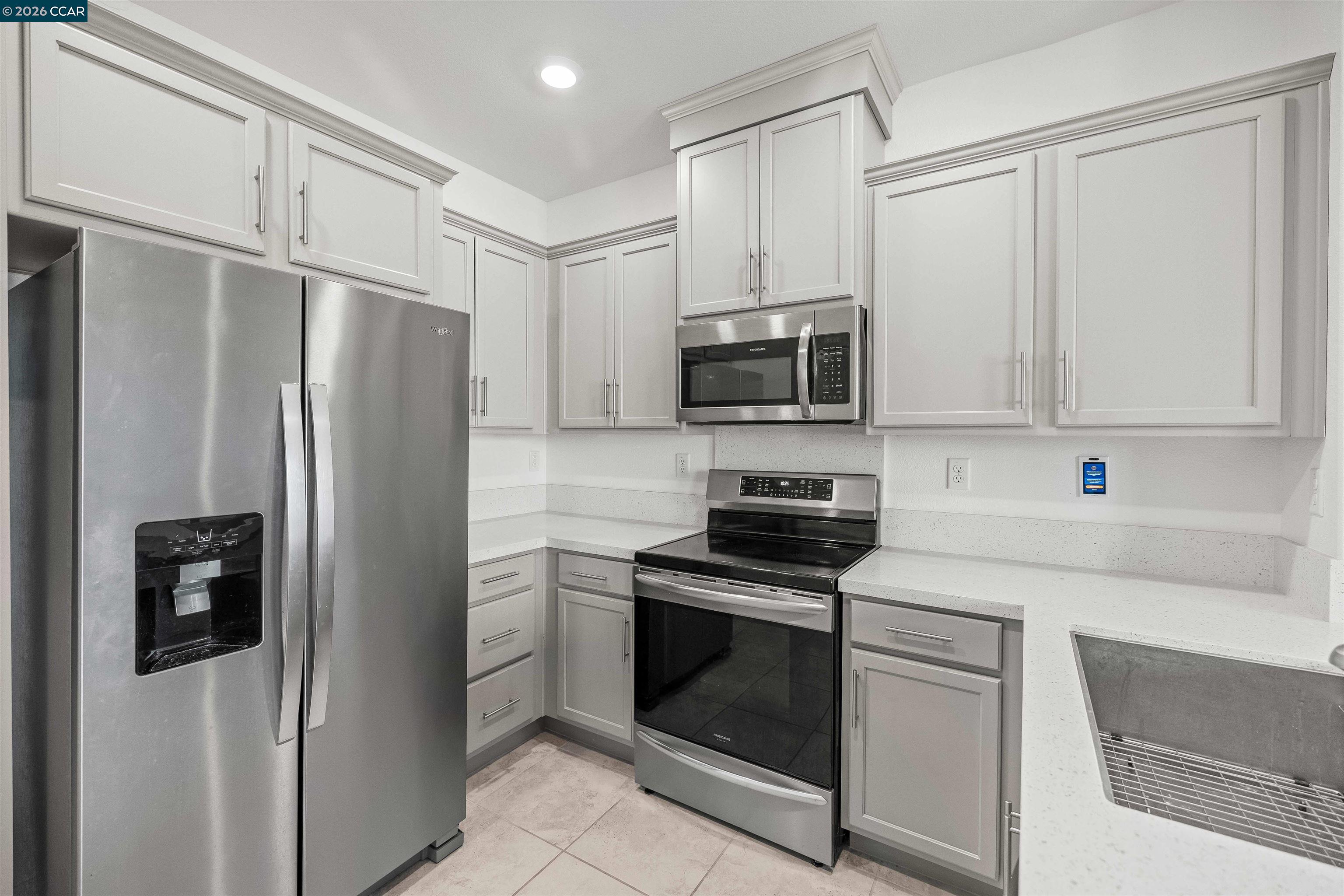 5301 E Commerce Way # 58104, Sacramento CA 95835 — photo 17
